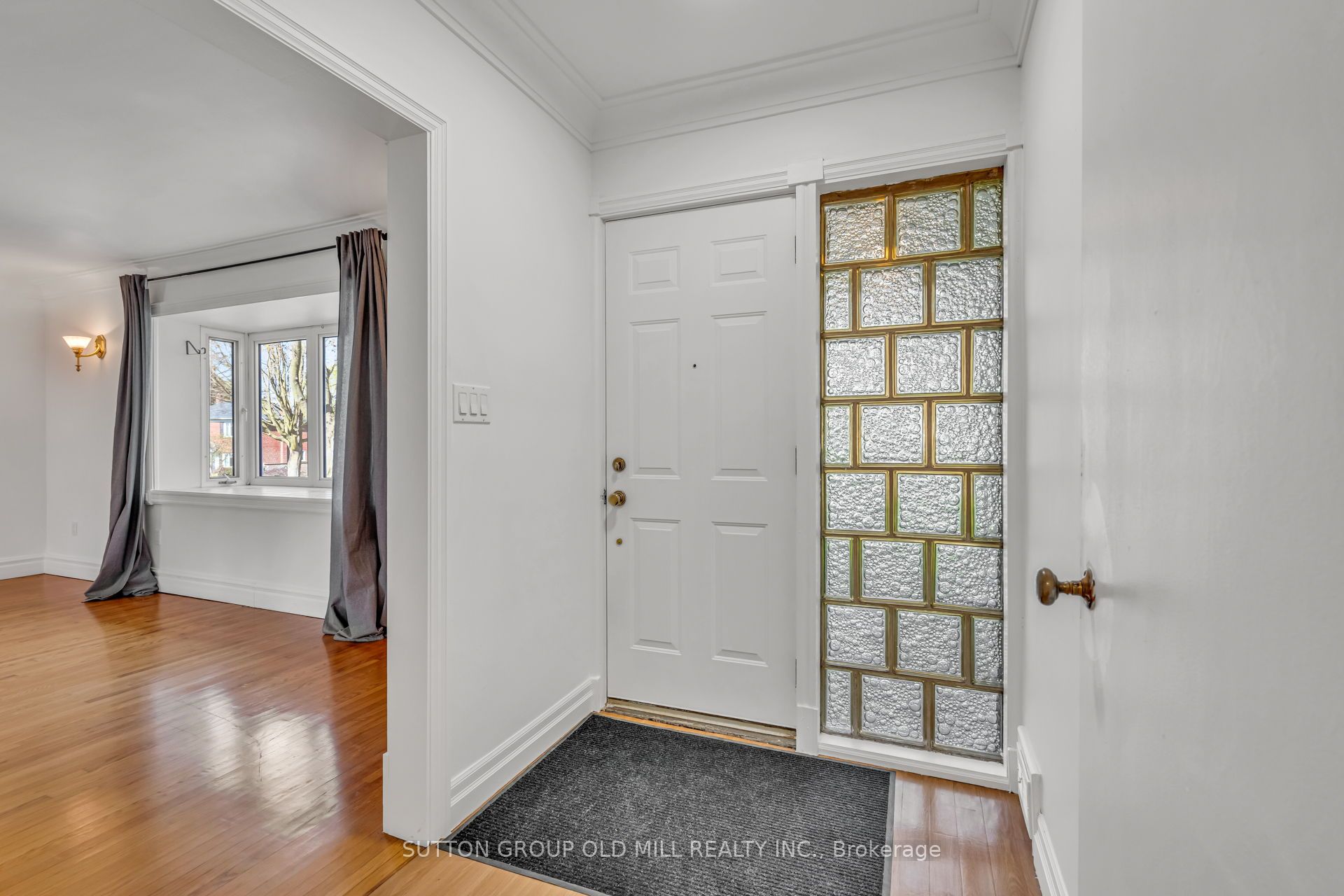 29 Robin Hood Road, Toronto, ON M9A 2W6 photo 3