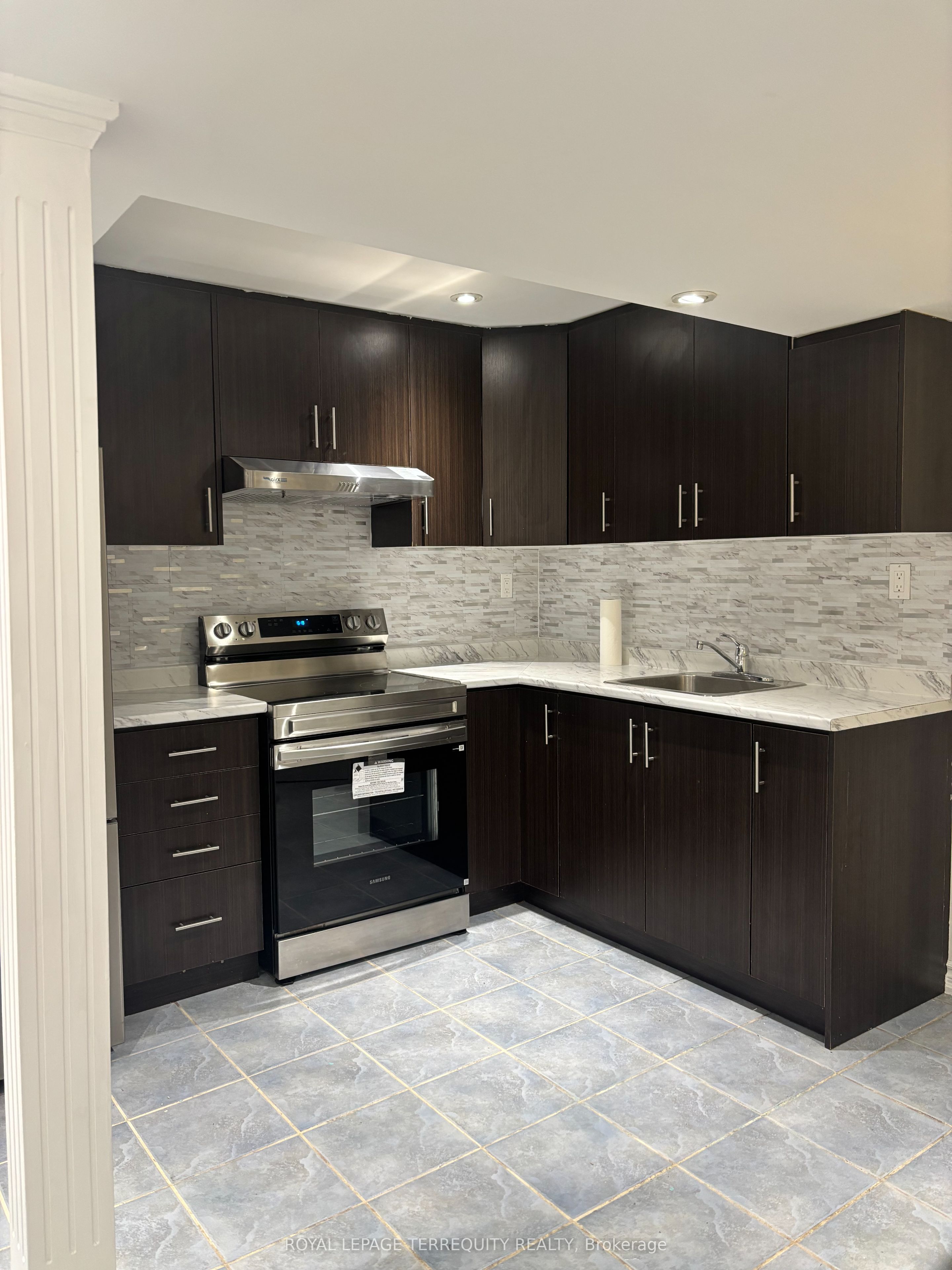 26 Tangleridge Boulevard, Brampton, ON L6R 2X5