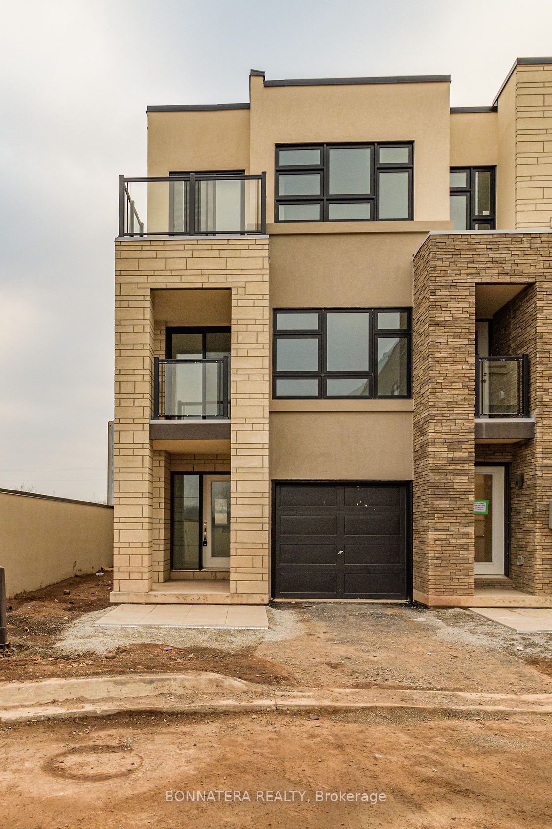 1121 Cooke Boulevard 59, Burlington, ON L7T 0C3