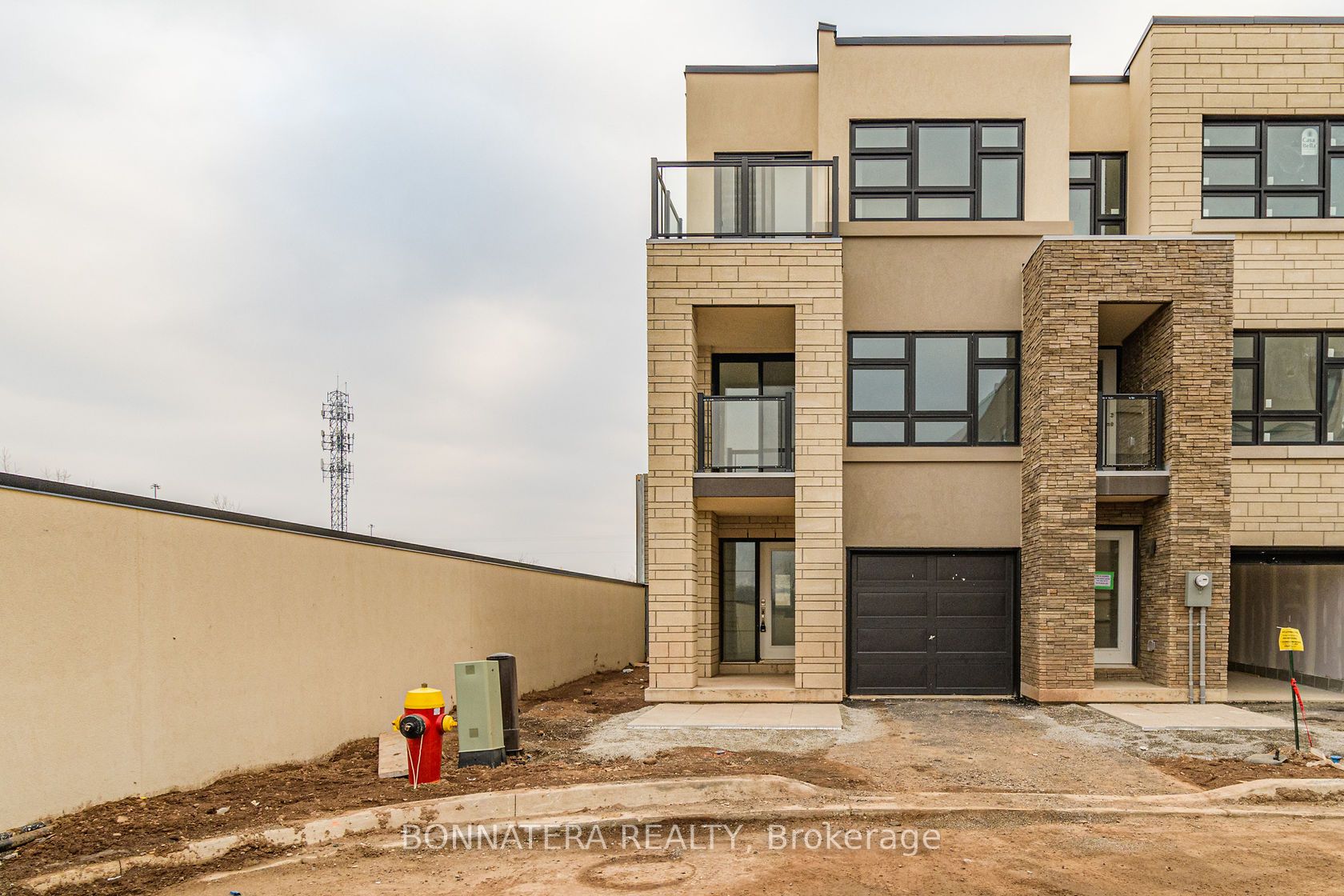 1121 Cooke Boulevard 59, Burlington, ON L7T 0C3 photo 2