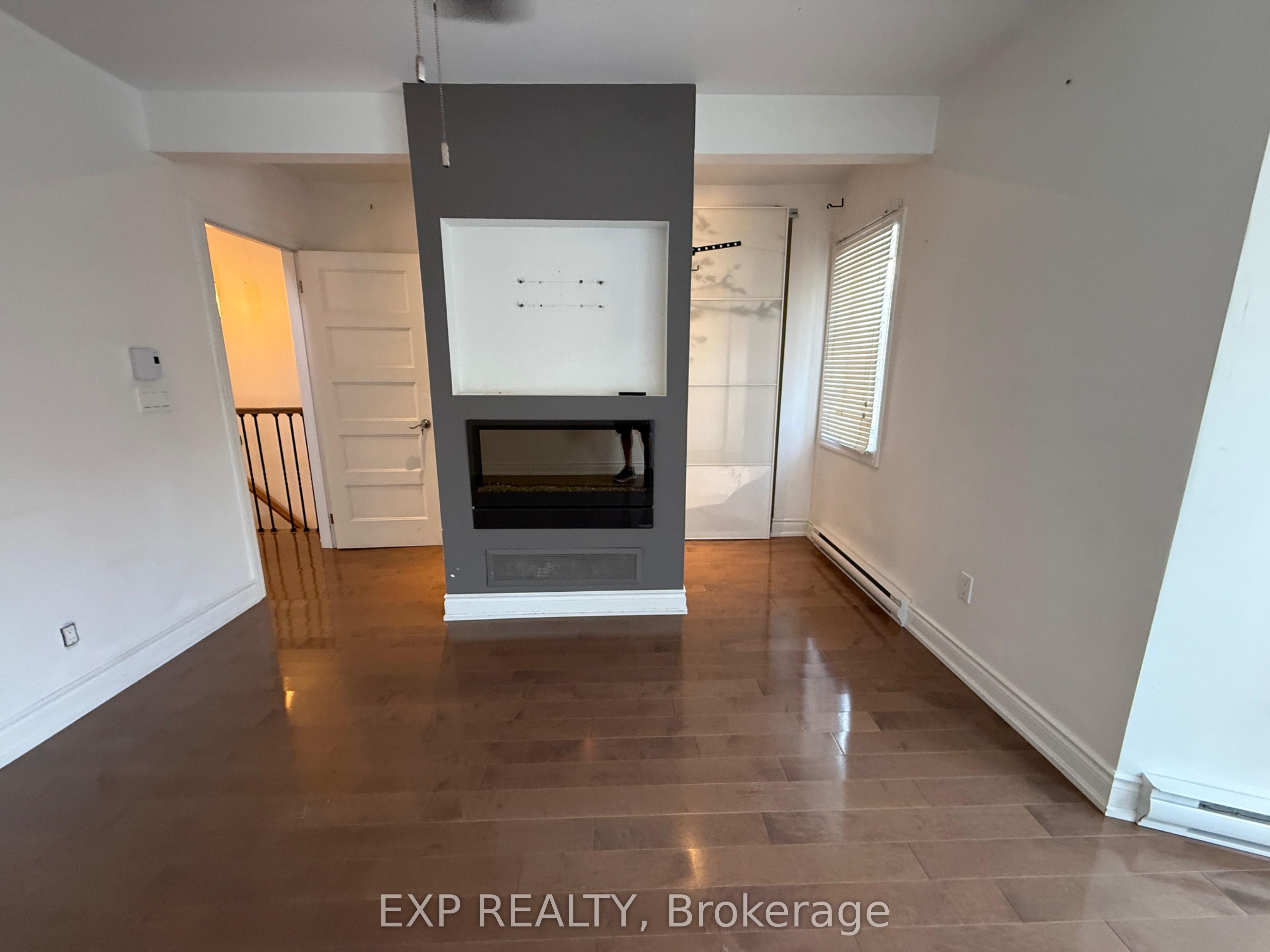 7 Lansdowne Avenue 2F and 3F, Toronto, ON M6K 2V7 photo 2