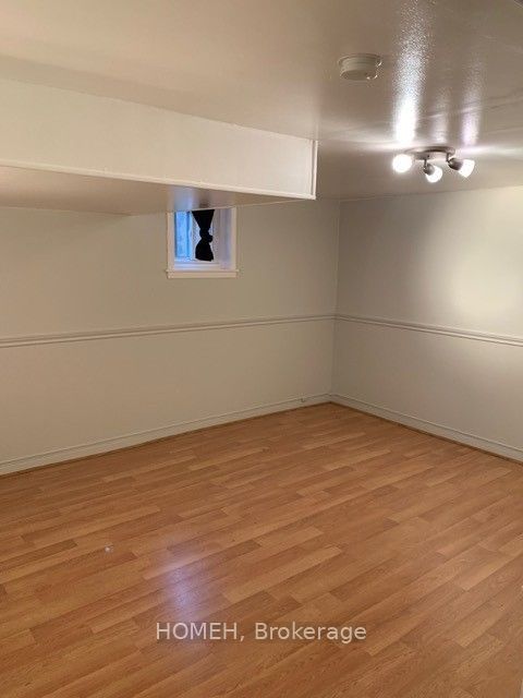 100 Edgecroft Road Basement, Toronto, ON M8Z 2C3 photo 3