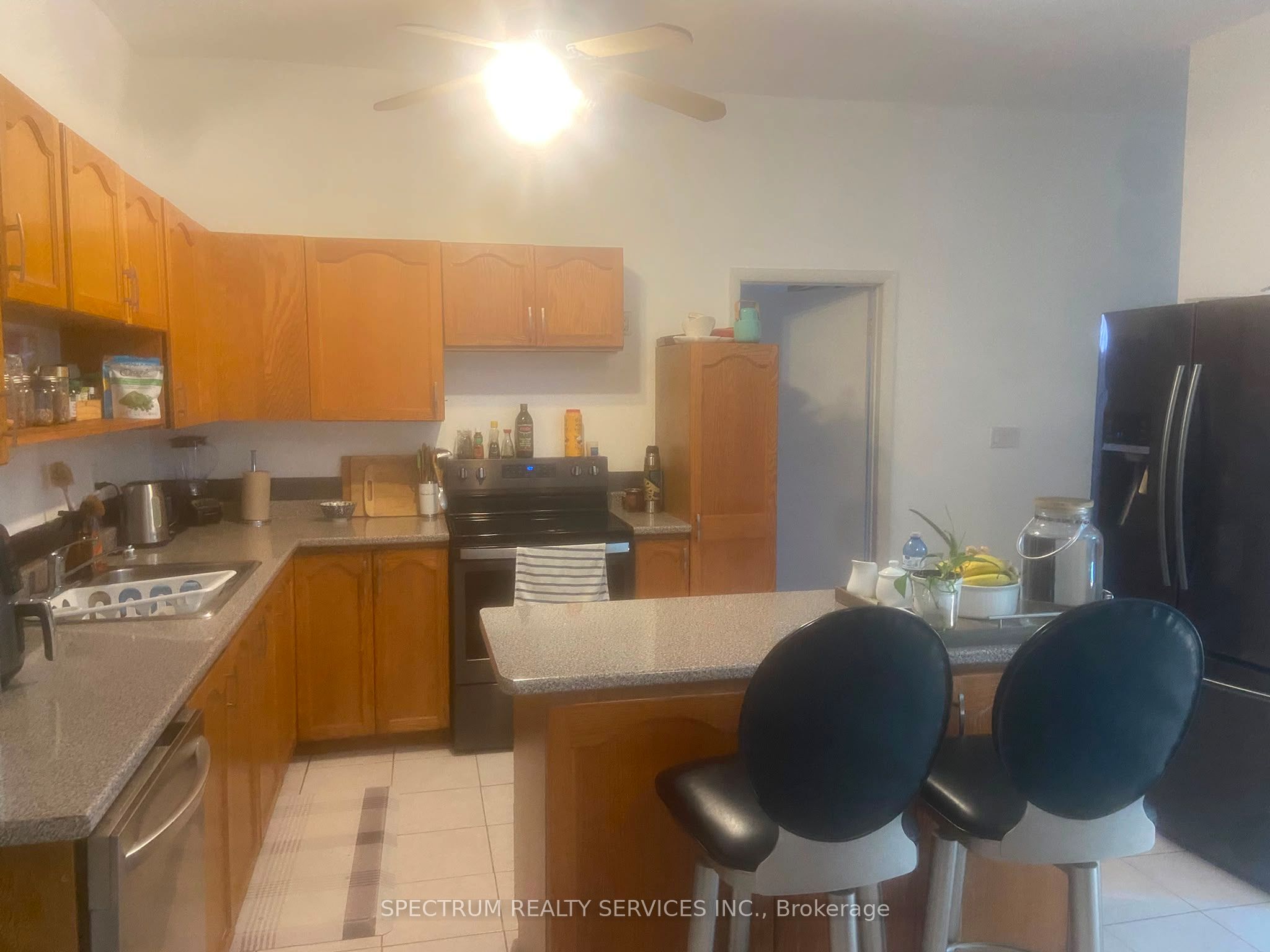 3126 Dundas Street W Rear Main Floor Loft, Toronto, ON M6P 2A1