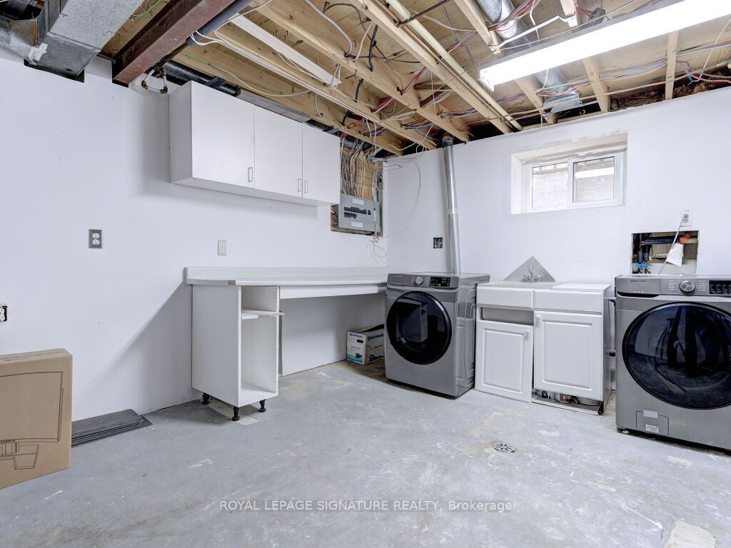 370 Hansen Road, Brampton, ON L6V 3P7 photo 5