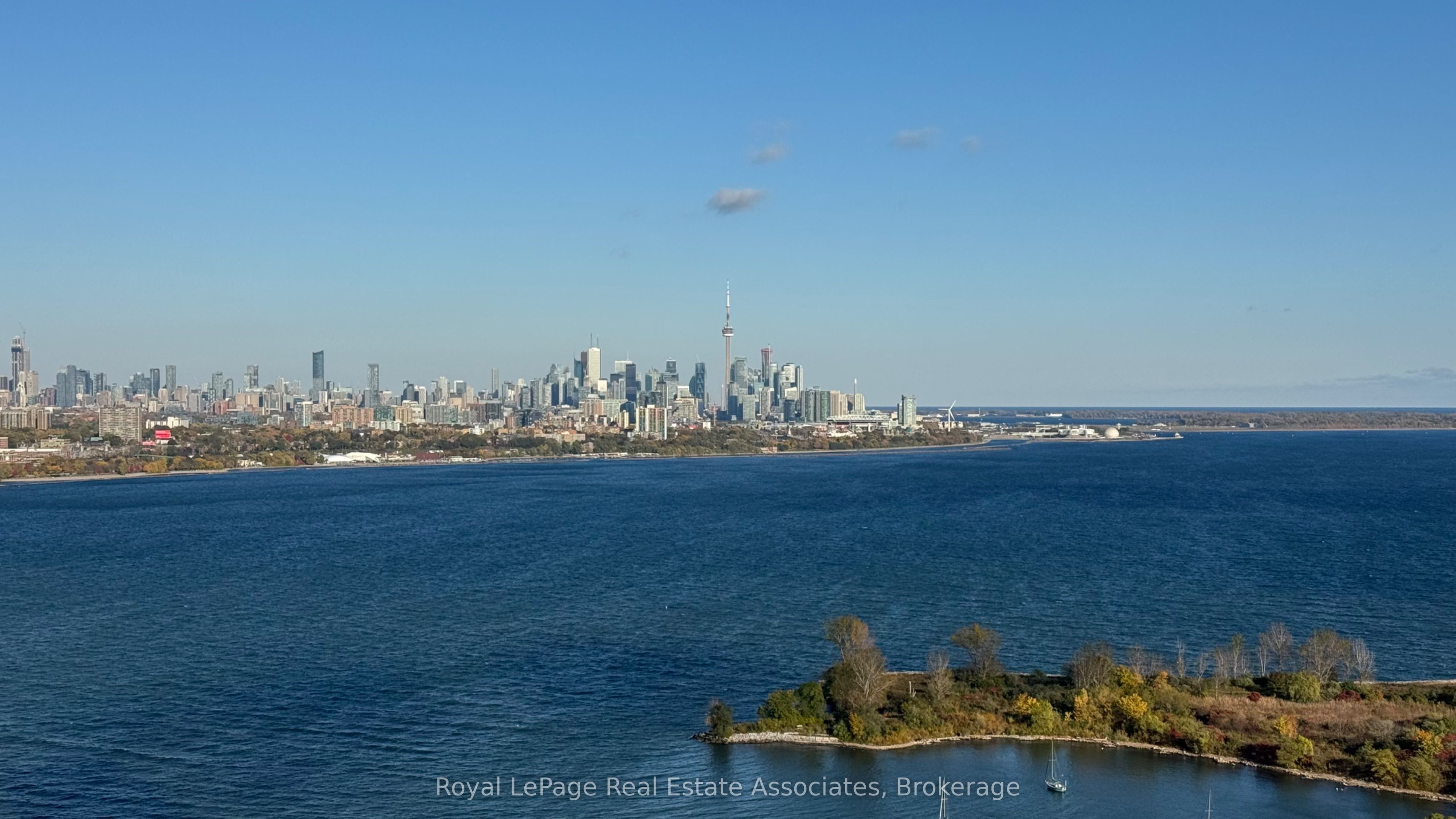 33 Shore Breeze Drive 3010, Toronto, ON M8V 0G1 photo 3