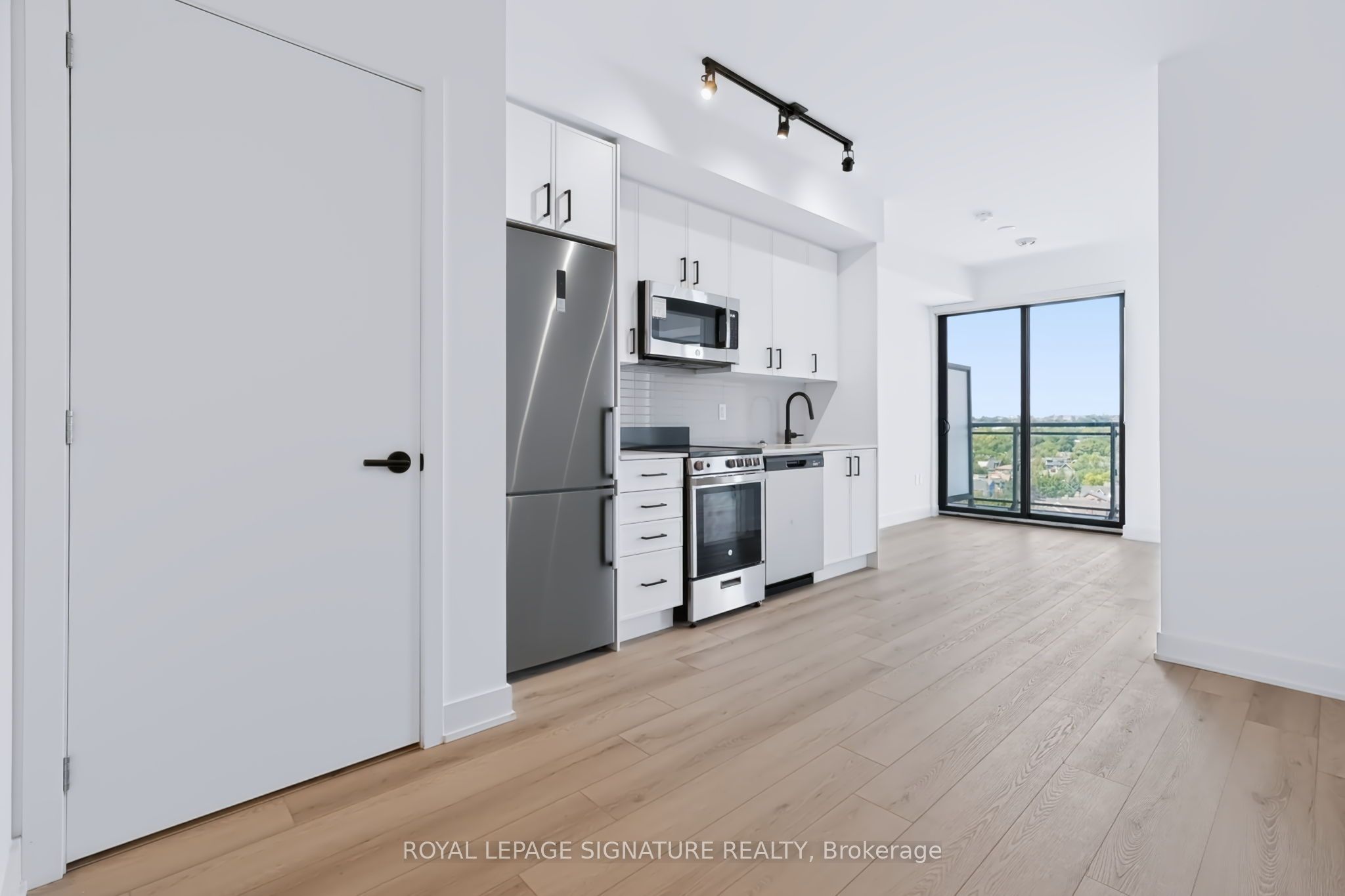 758 Dovercourt Road 1001, Toronto, ON M6H 0G7 photo 4