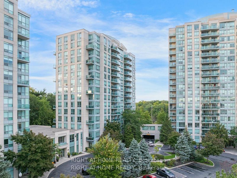 2565 Erin Centre Boulevard #1509, Mississauga, ON L5M 6Z8