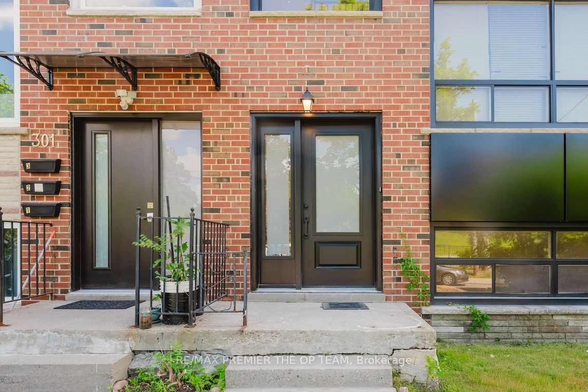 299 Quebec Avenue 3, Toronto, ON M6P 2V2 photo 4