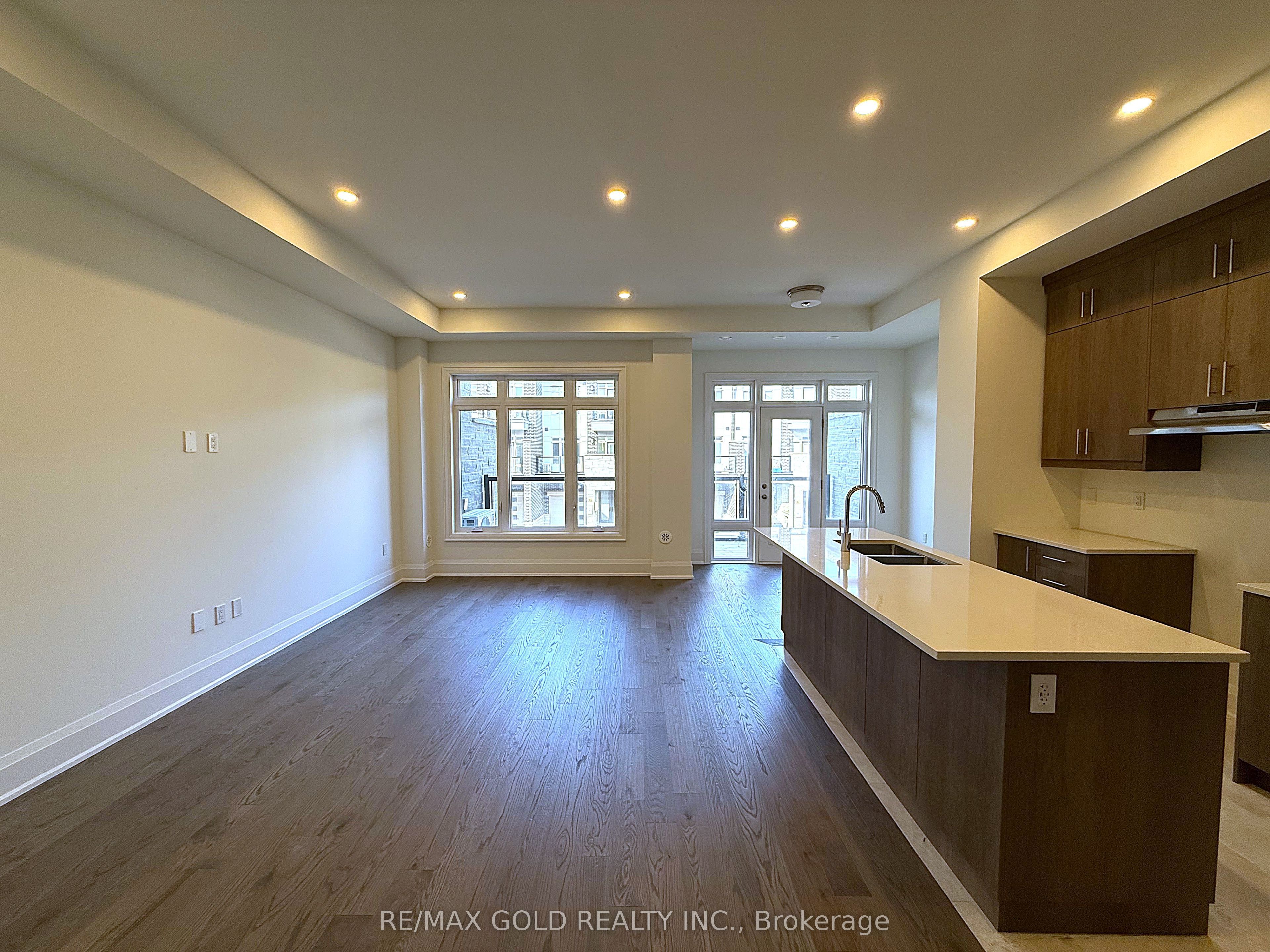 3314 Azam Way, Oakville, ON L6M 5S6 photo 3