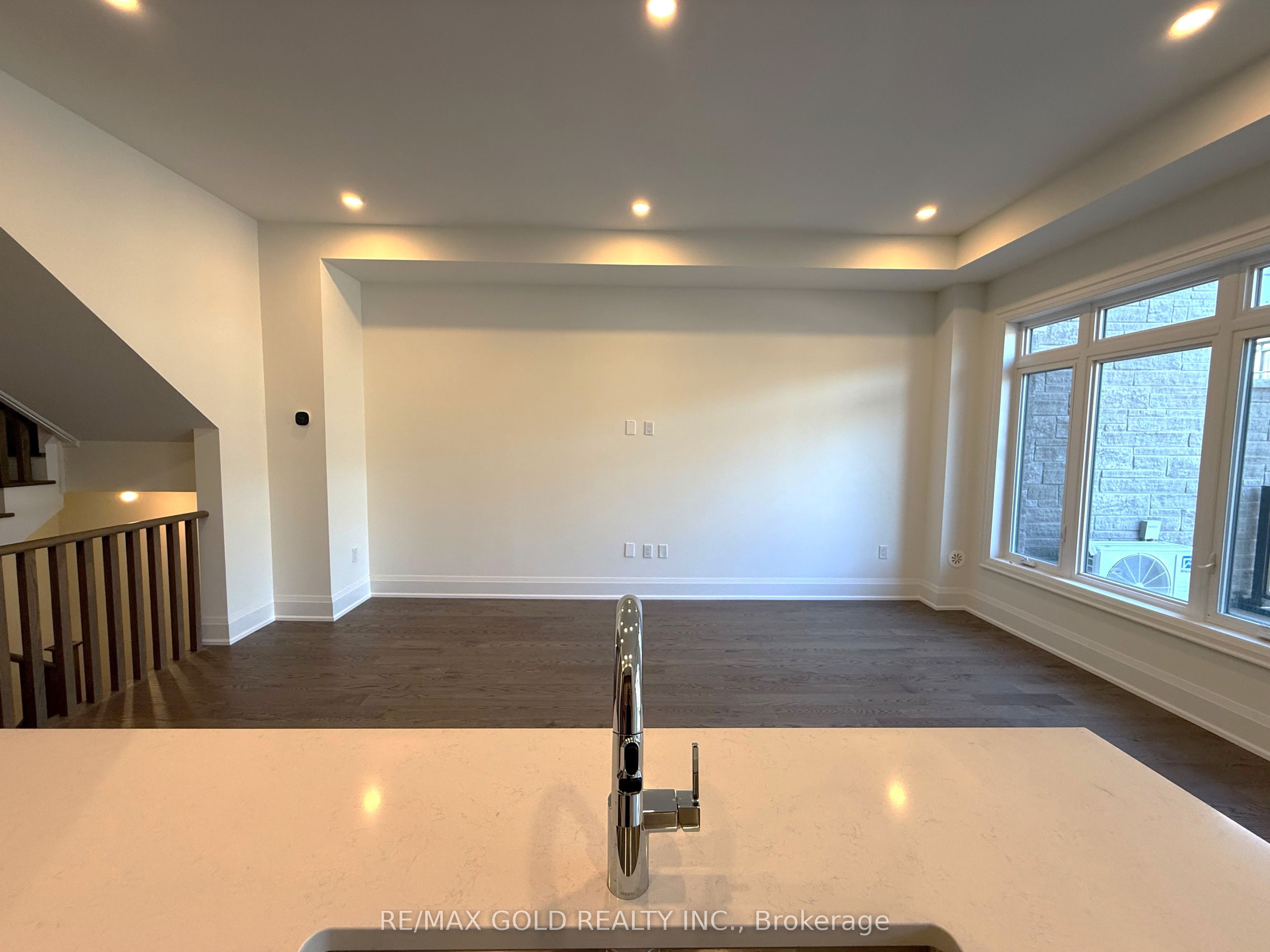 3314 Azam Way, Oakville, ON L6M 5S6 photo 5