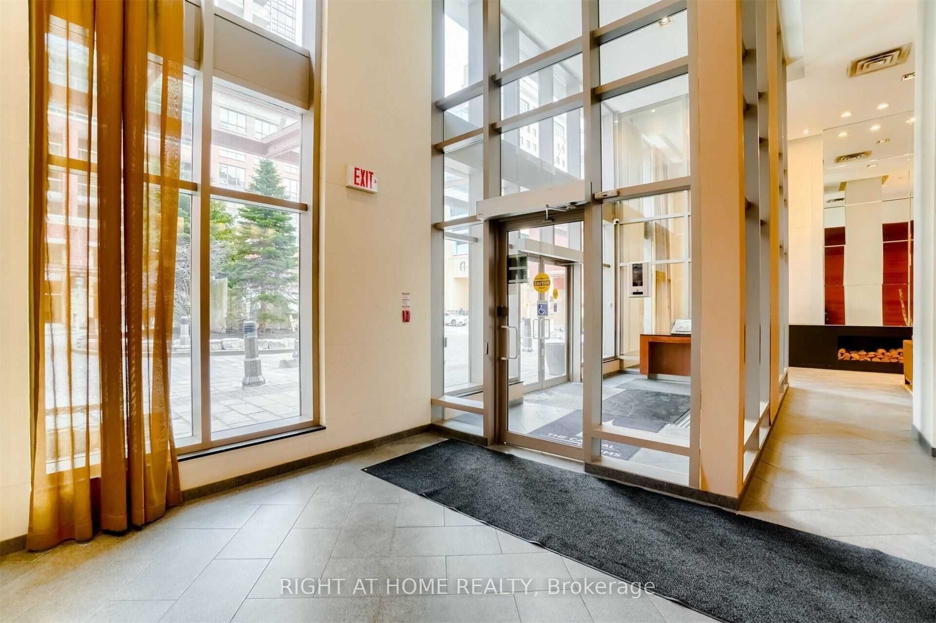 4080 Living Arts Drive 1505, Mississauga, ON L5B 4N3 photo 3