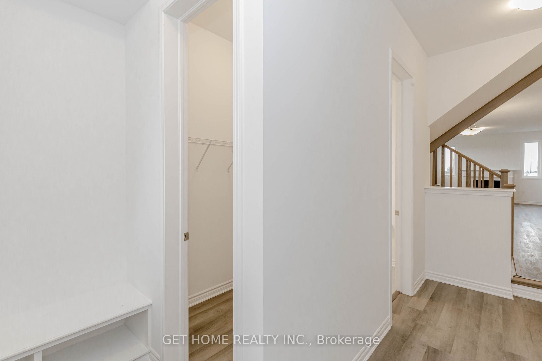 1856 Thames Circle, Milton, ON L9E 2A4 photo 5