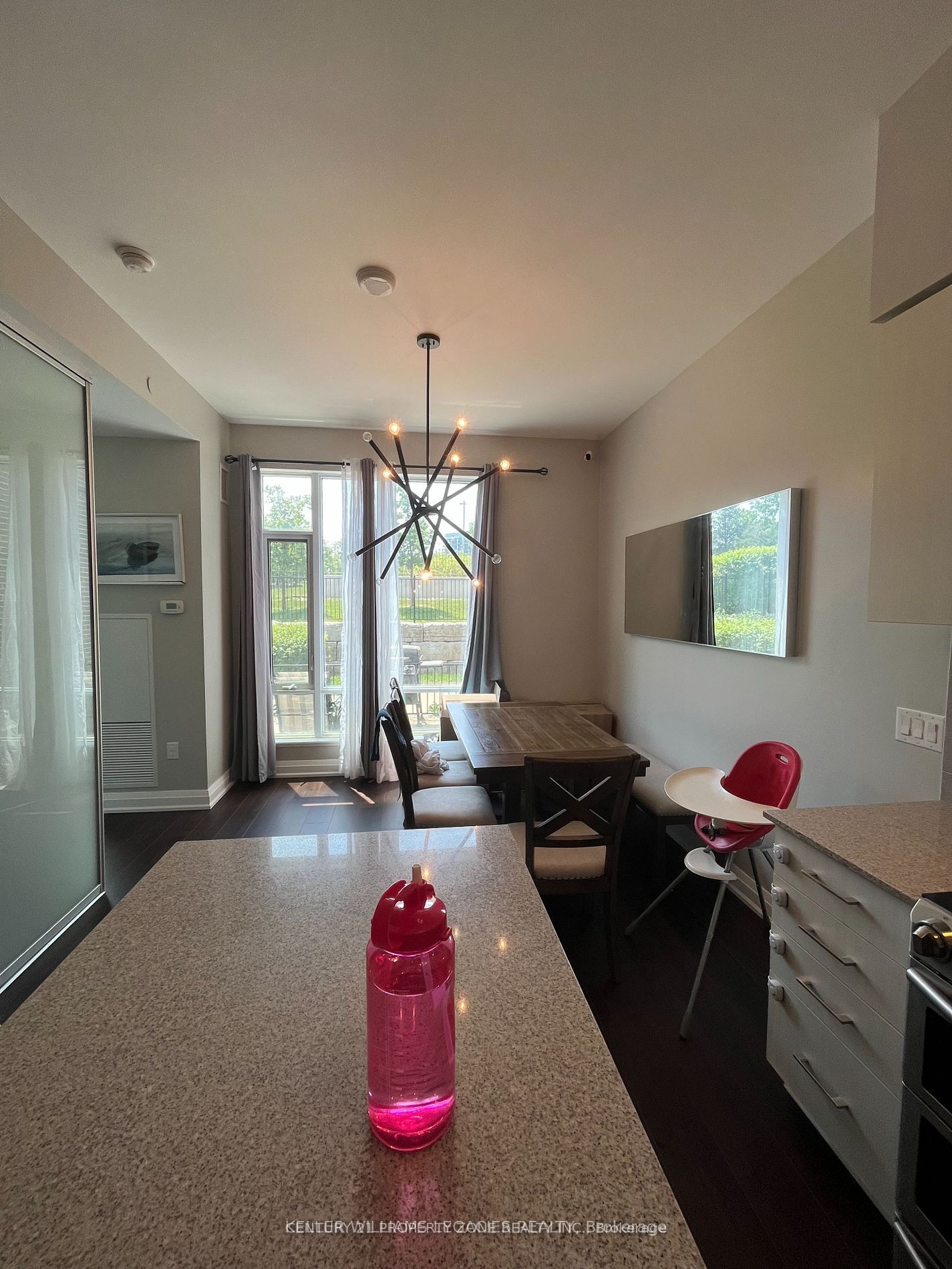 2560 Eglinton Avenue W Th110, Mississauga, ON L5M 0Y3 photo 4