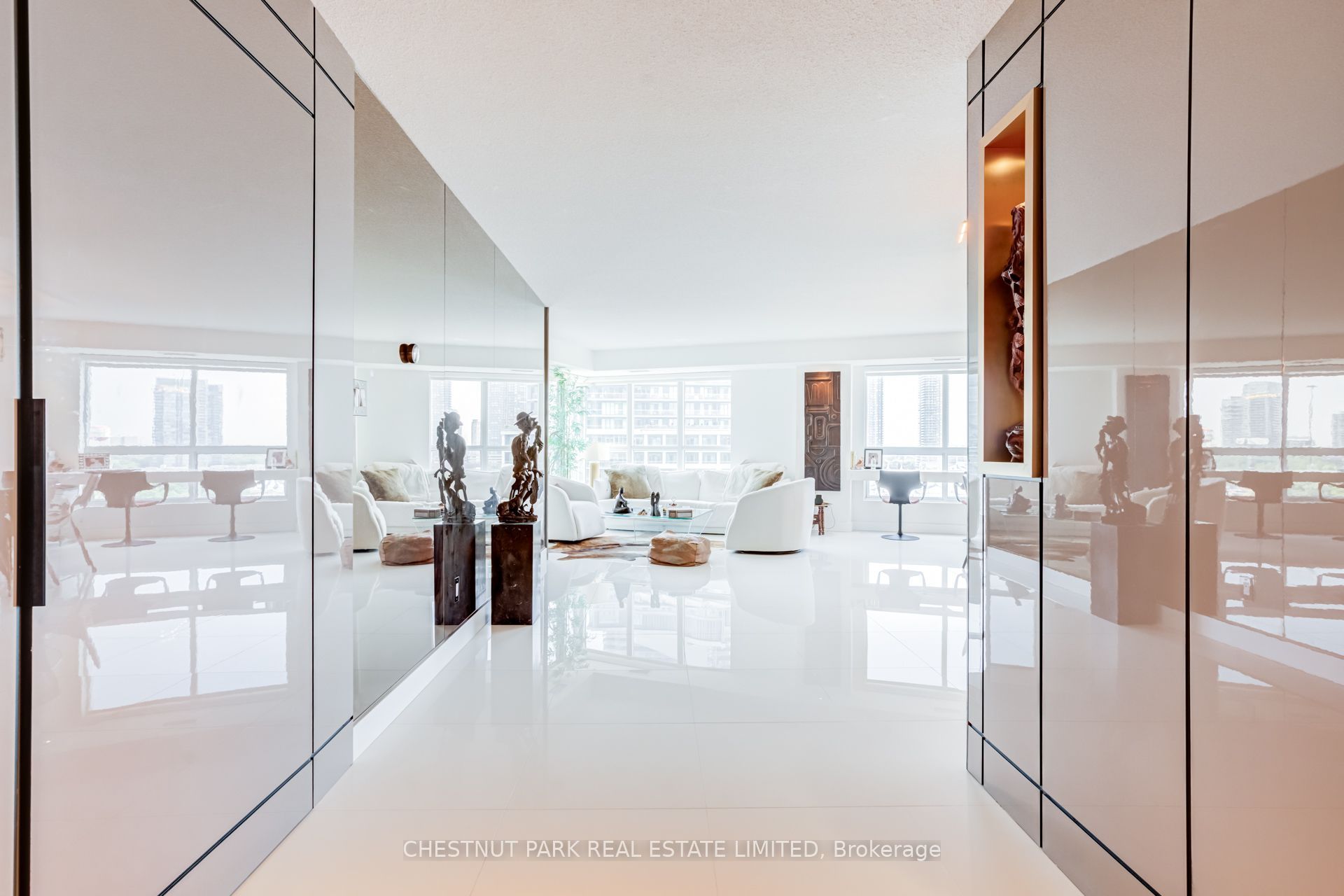 2111 Lake Shore Boulevard W 1208, Toronto, ON M8V 4B2 photo 4