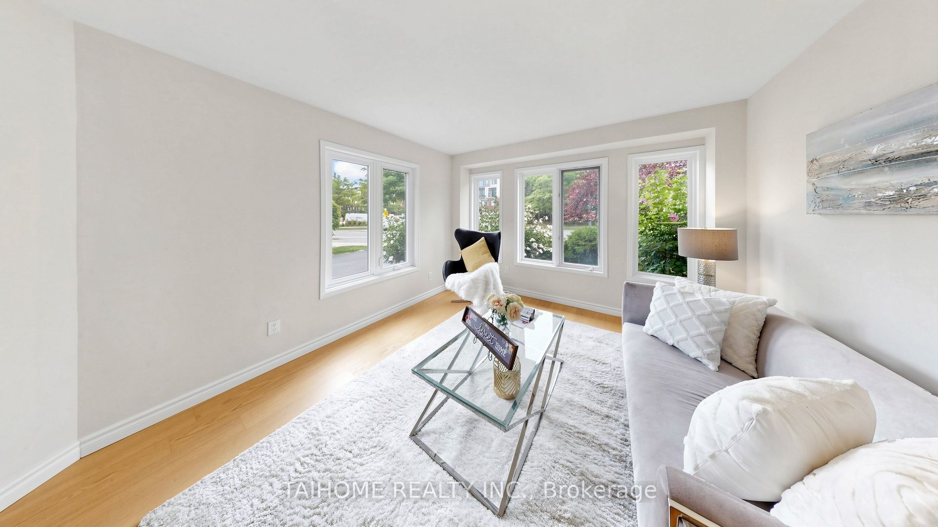 3573 Colonial Drive, Mississauga, ON L5L 5M2 photo 4