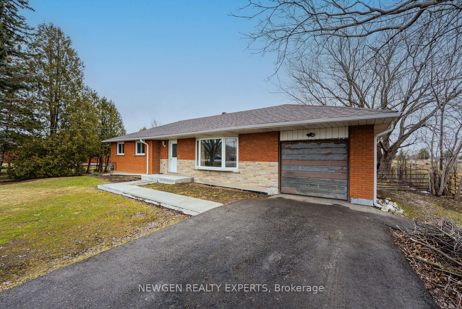 9049 DUBLIN Line, Halton Hills, ON L9T 2X7 photo 3
