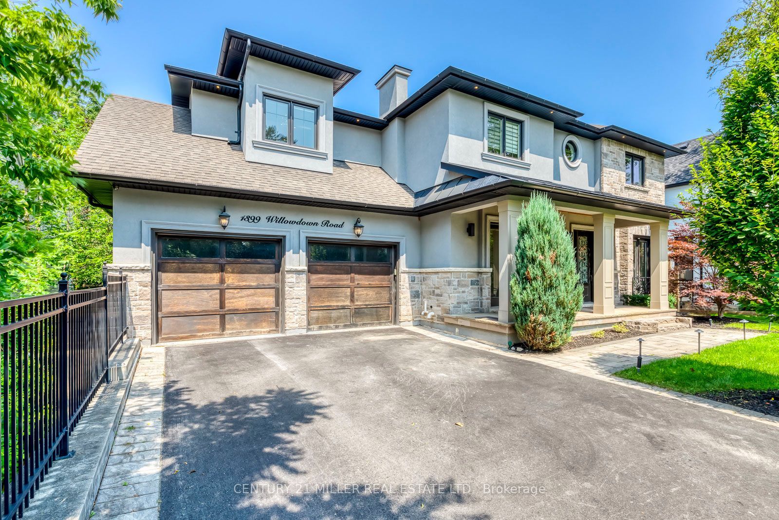 1399 WILLOWDOWN Road, Oakville, ON L6L 1X2 photo 2