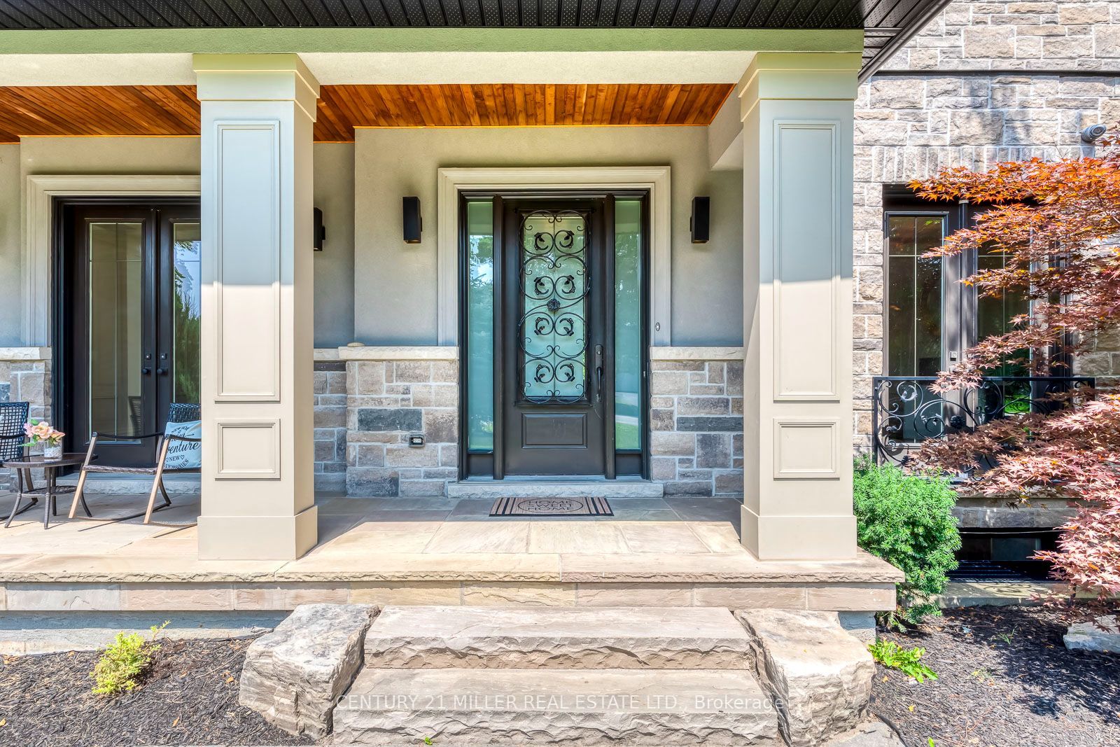 1399 WILLOWDOWN Road, Oakville, ON L6L 1X2 photo 3