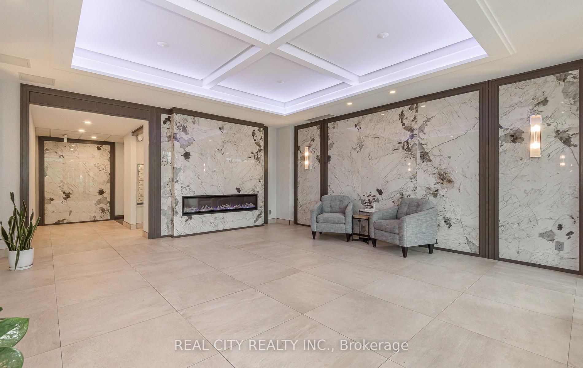 2325 Central Park Drive 704, Oakville, ON L6H 0E2 photo 3