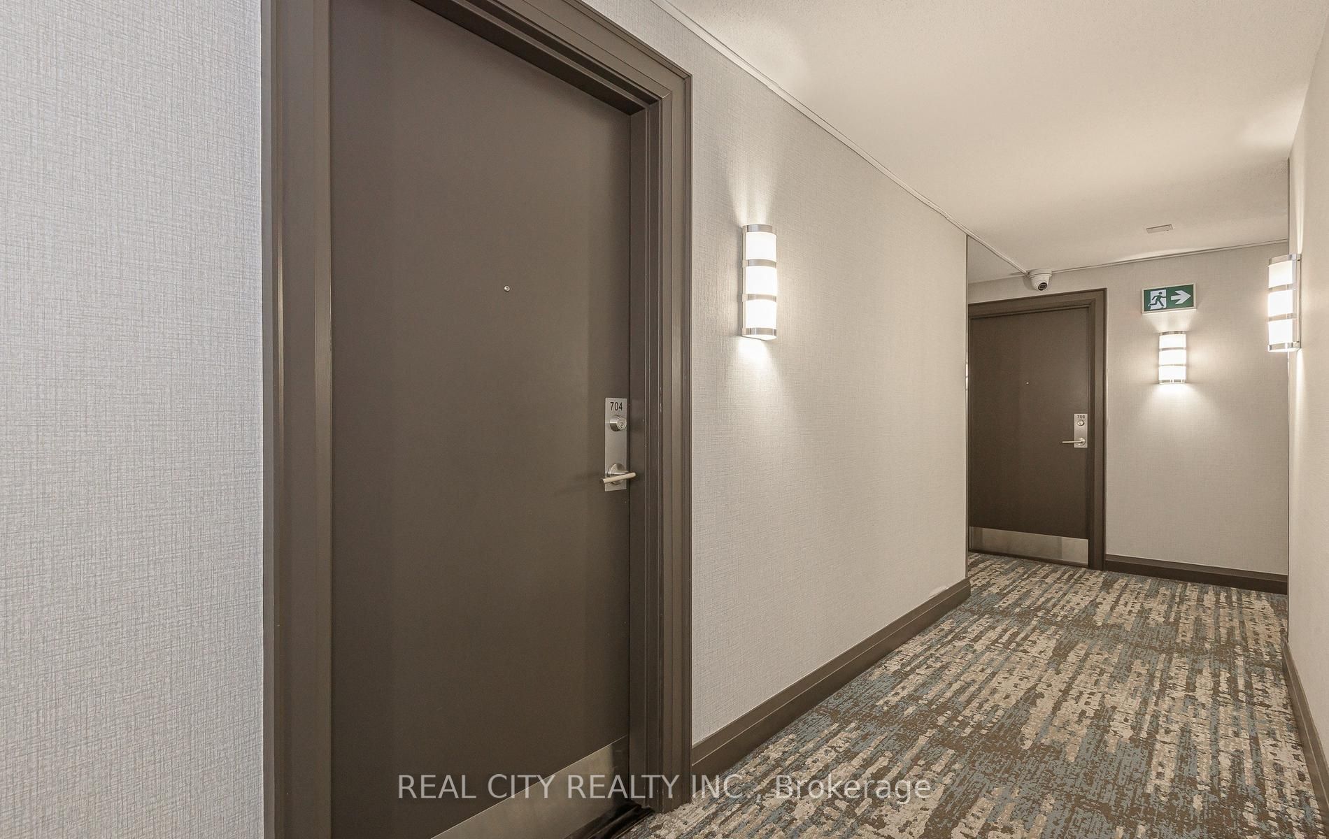 2325 Central Park Drive 704, Oakville, ON L6H 0E2 photo 4