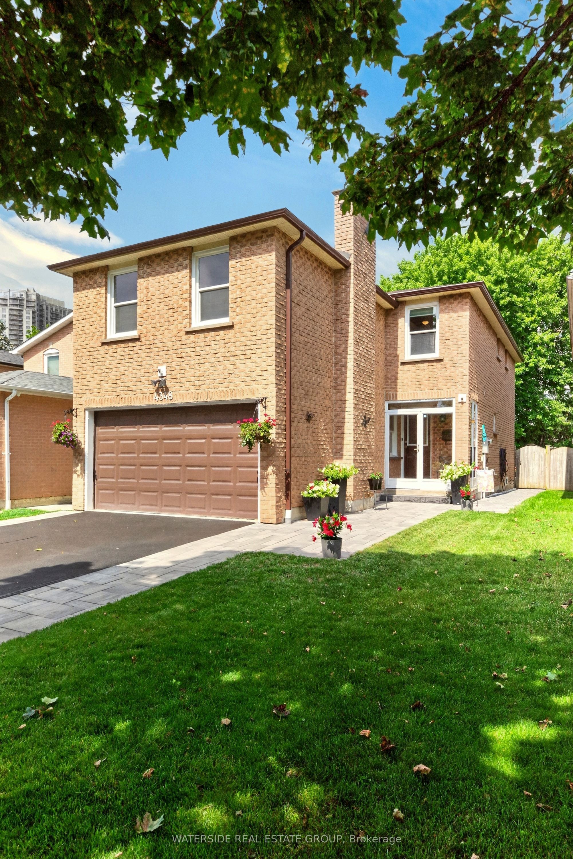 4348 Jenkins Crescent, Mississauga, ON L5R 1V3 photo 2