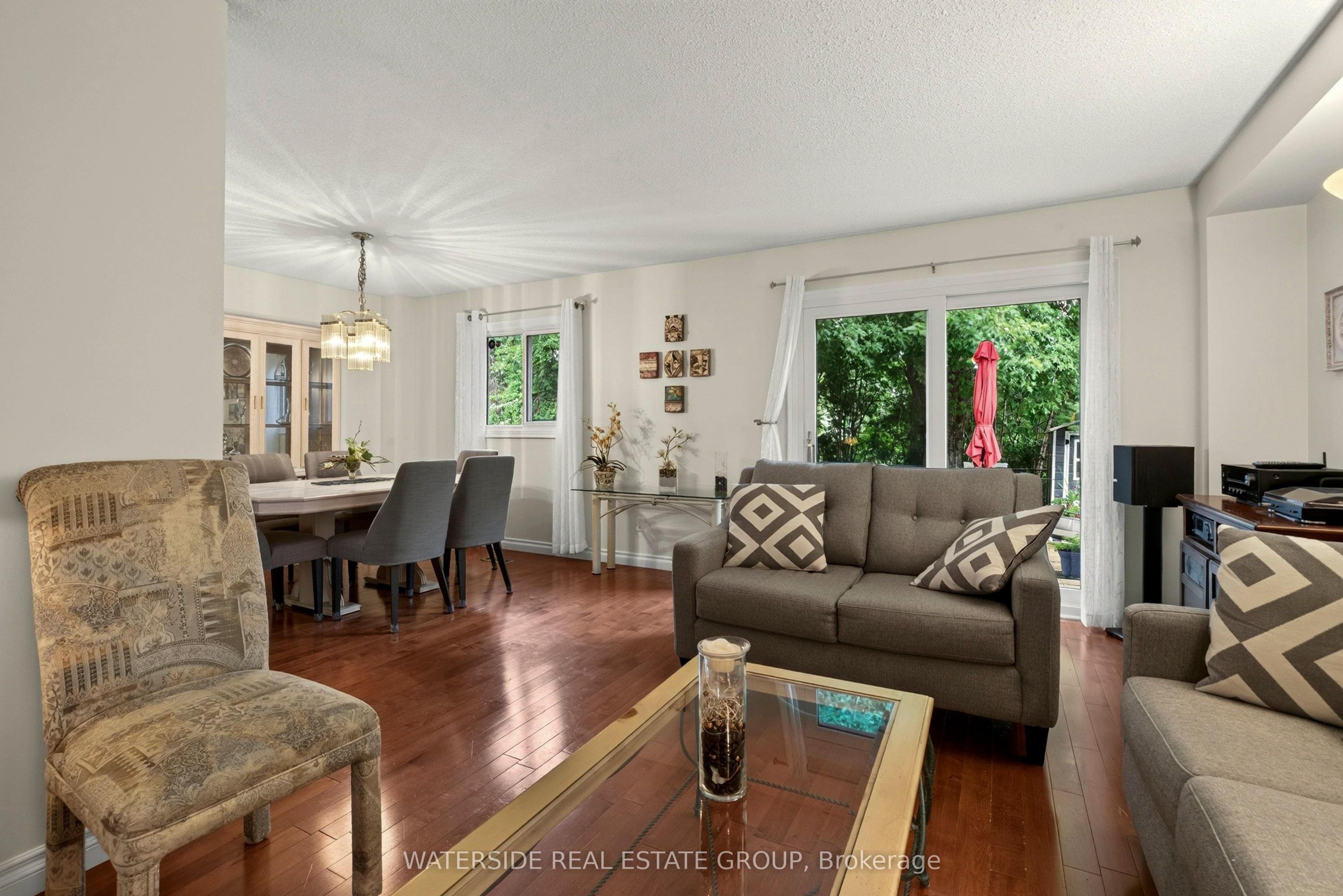 4348 Jenkins Crescent, Mississauga, ON L5R 1V3 photo 4