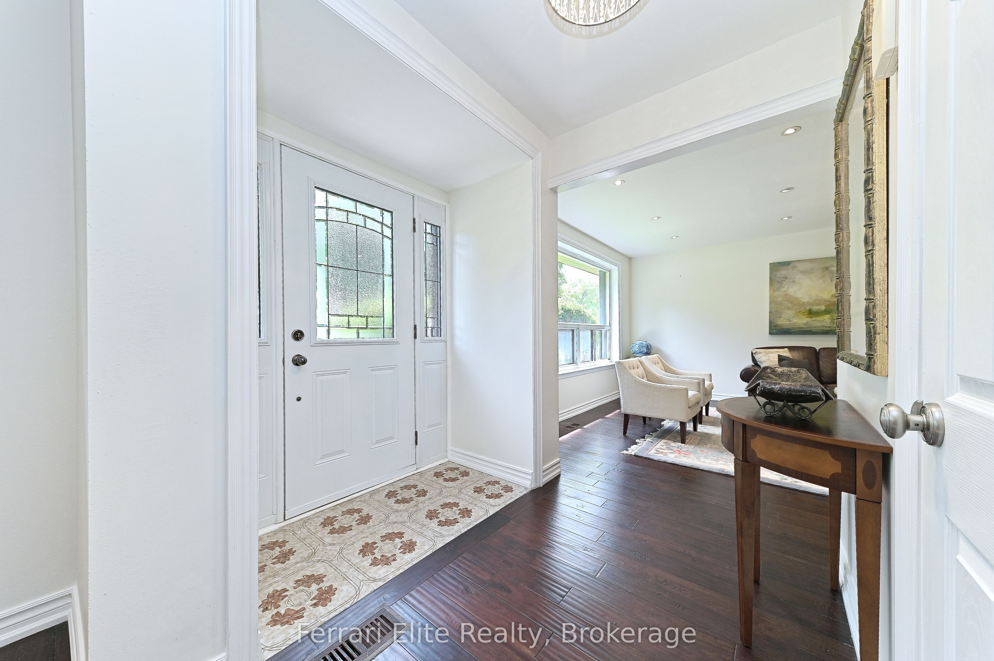 73 Farley Crescent, Toronto, ON M9R 2A5 photo 4