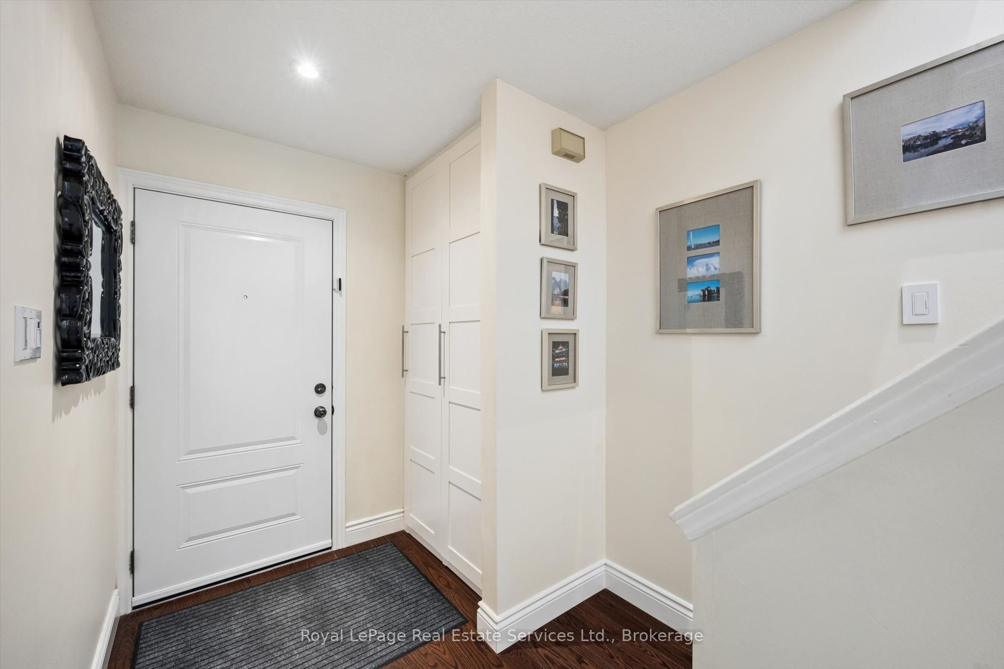 2255 MacLennan Drive, Oakville, ON L6H 5K4 photo 4