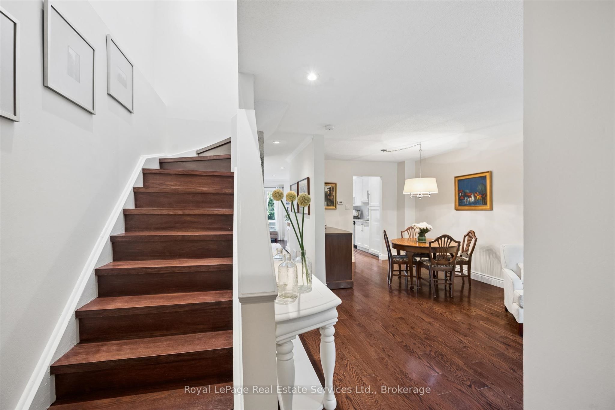 2255 MacLennan Drive, Oakville, ON L6H 5K4 photo 5