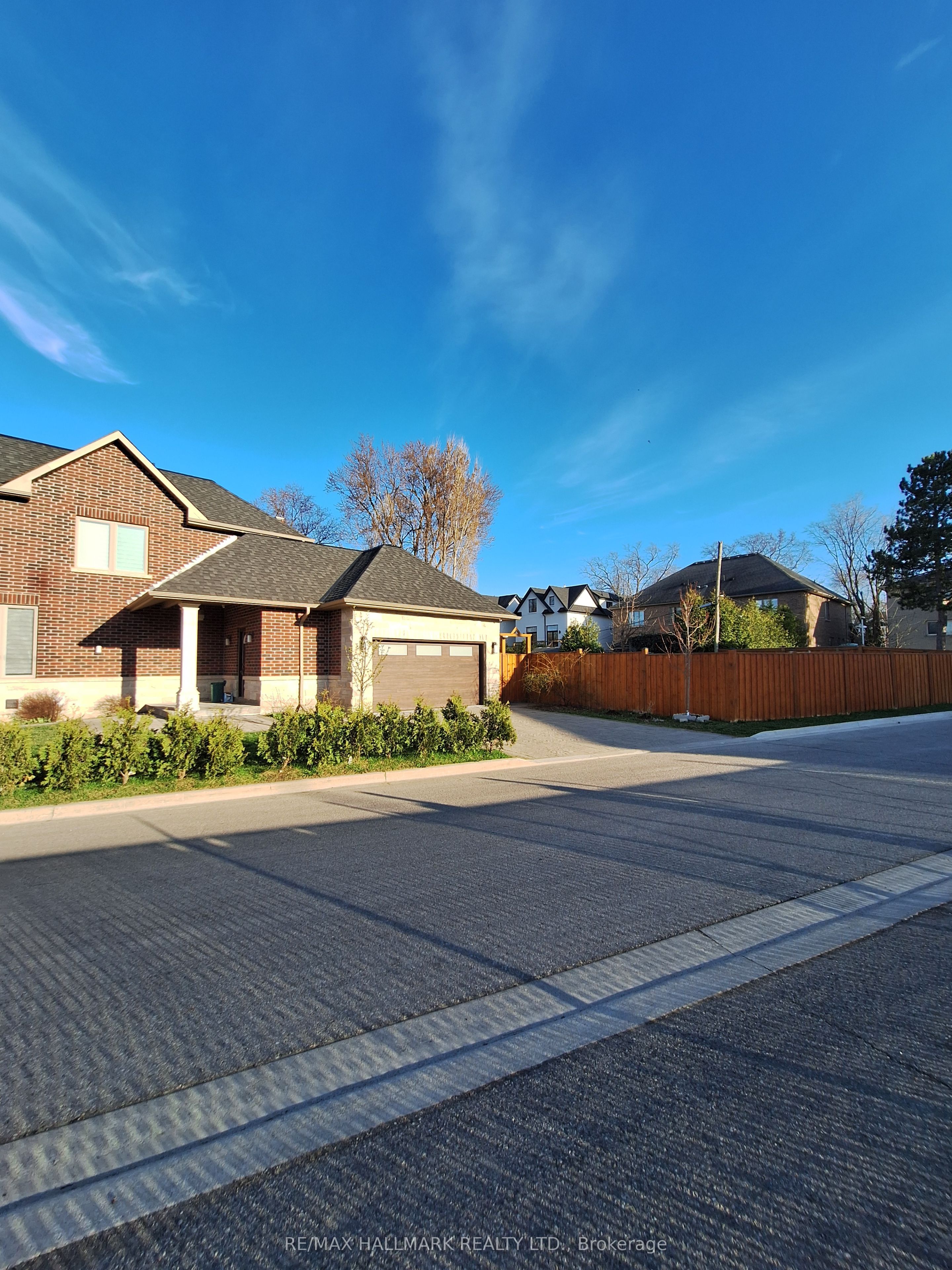 38 Harrison Avenue LOWER, Mississauga, ON L5H 2N9 photo 3