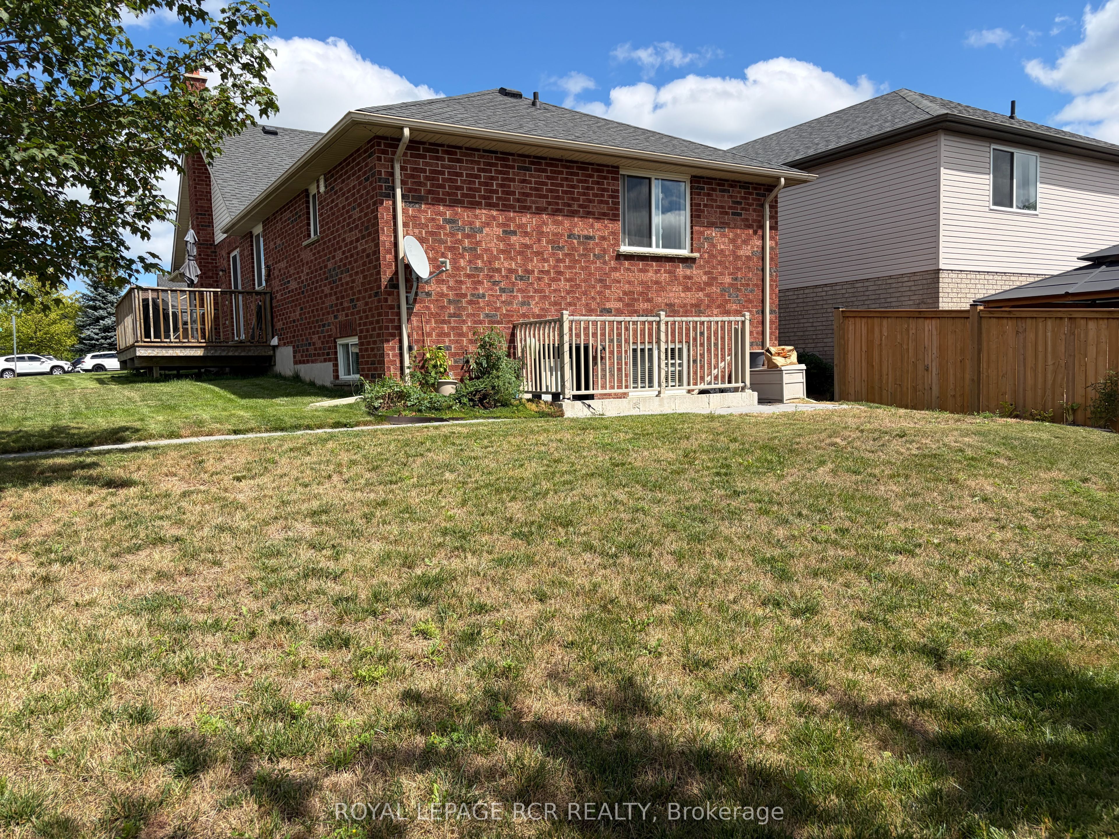 77 Biscayne Crescent Lower Level, Orangeville, ON L9W 5E1 photo 2