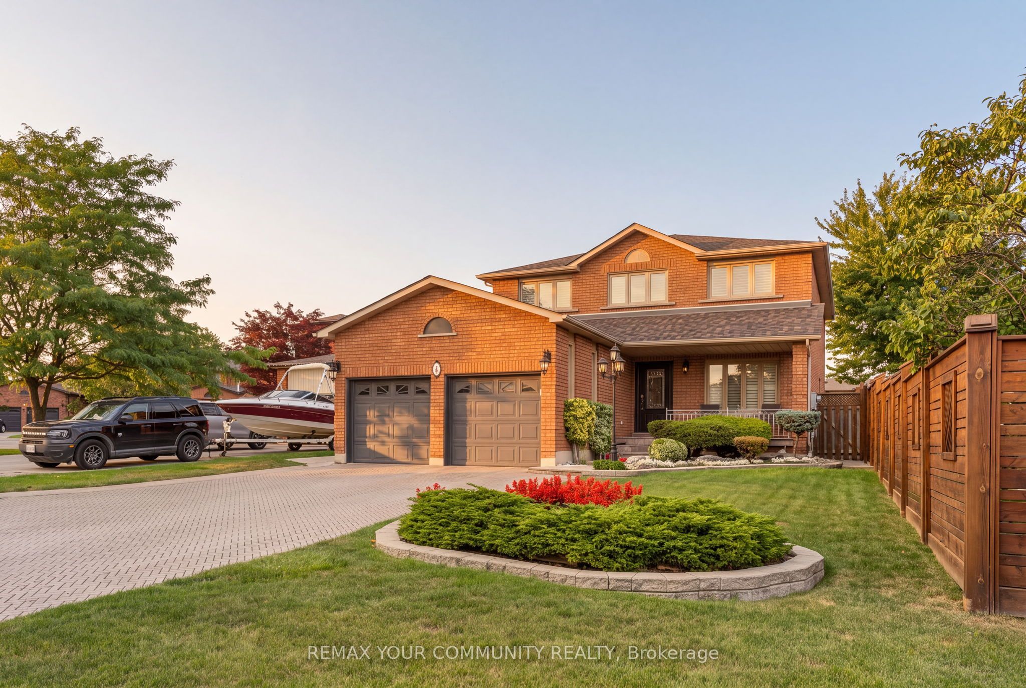 4 Tomel Court, Caledon, ON L7E 1B2 photo 2