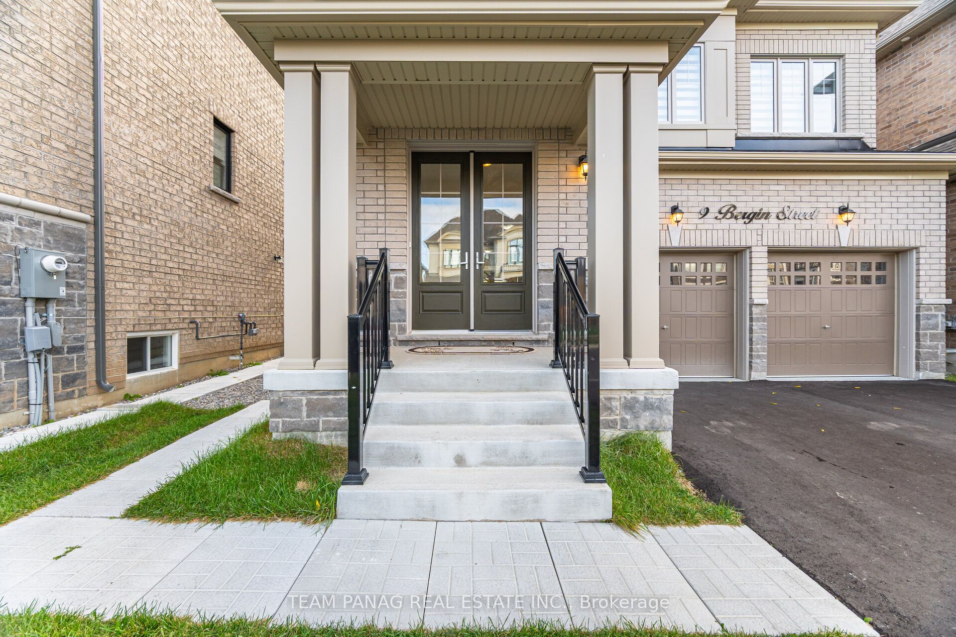 9 Bergin Street, Brampton, ON L6X 0X1 photo 4