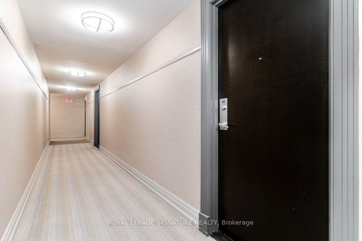 388 Prince Of Wales Drive 203, Mississauga, ON L5B 0A1 photo 5
