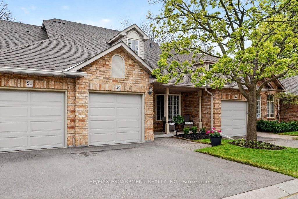 2350 New Street 20, Burlington, ON L7R 4P8