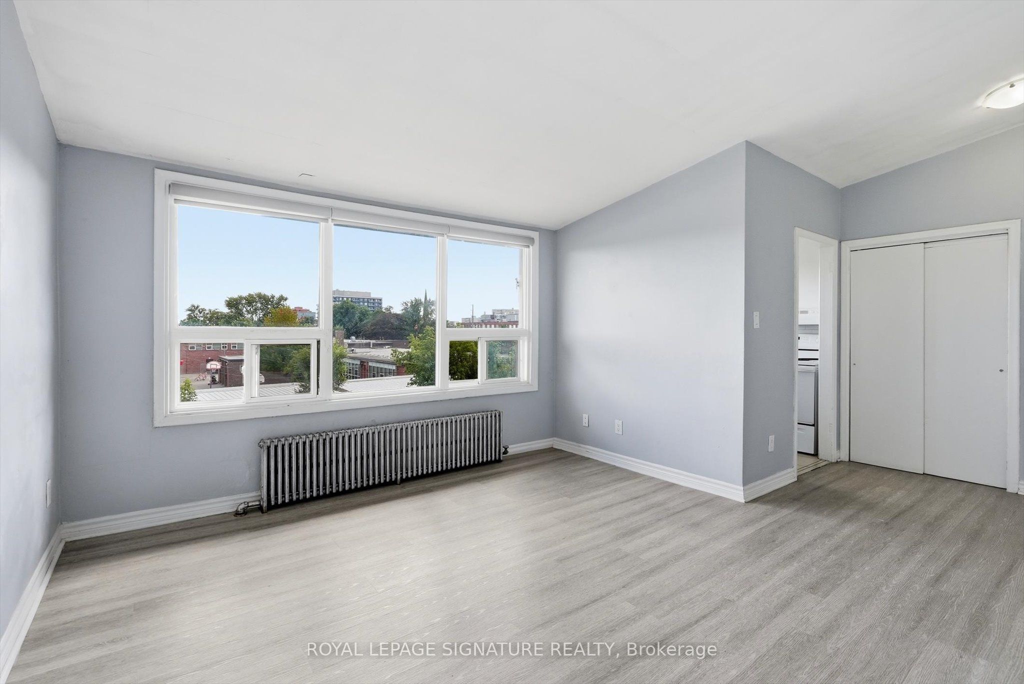 49 Cuffley Crescent S 301, Toronto, ON M3K 1X4 photo 5