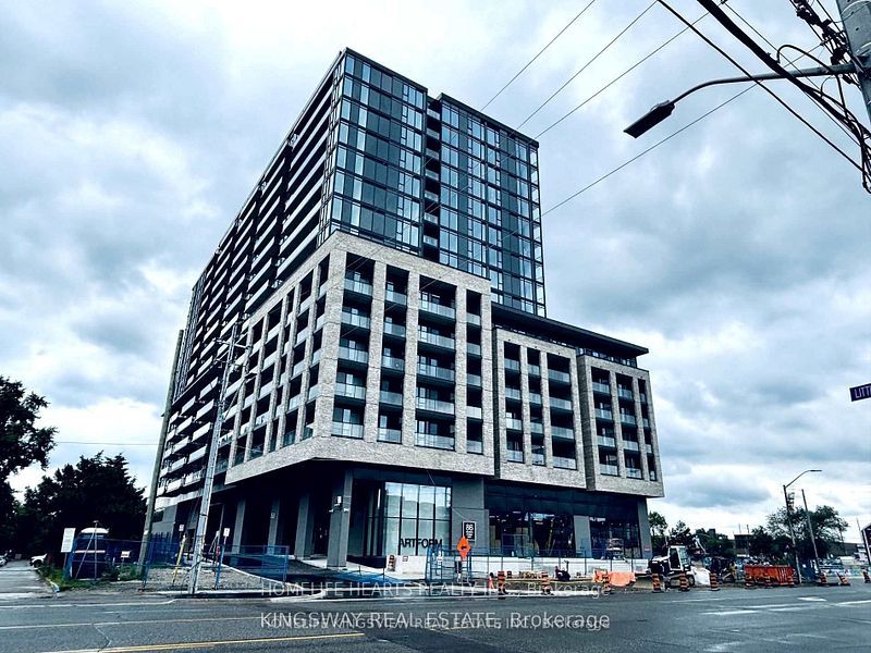 86 Dundas Street E 421, Mississauga, ON L5A 1W4