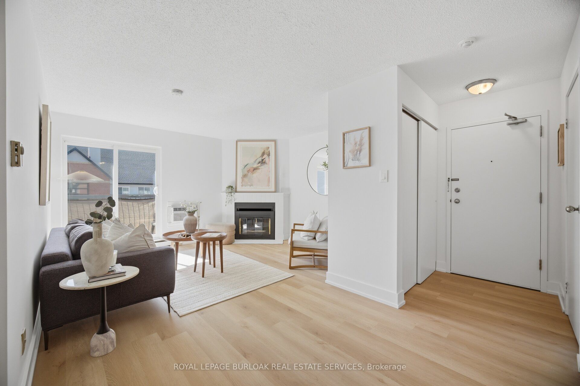 1450 Glen Abbey Gate 532, Oakville, ON L6M 2V7 photo 2