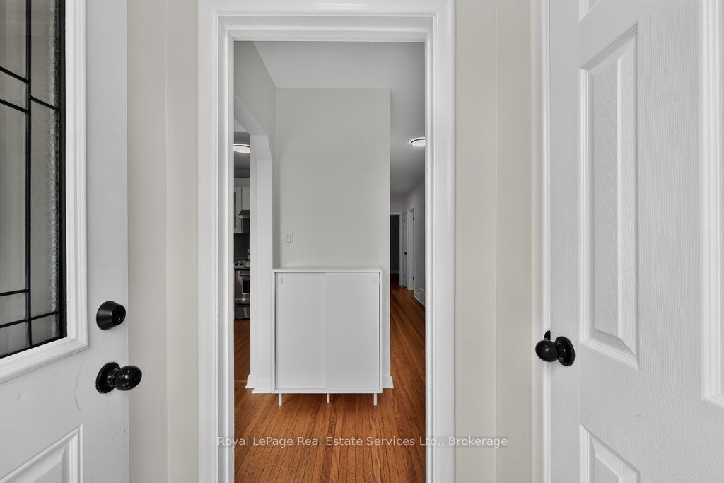 79 Kingswood Road Main, Oakville, ON L6K 2E2 photo 3
