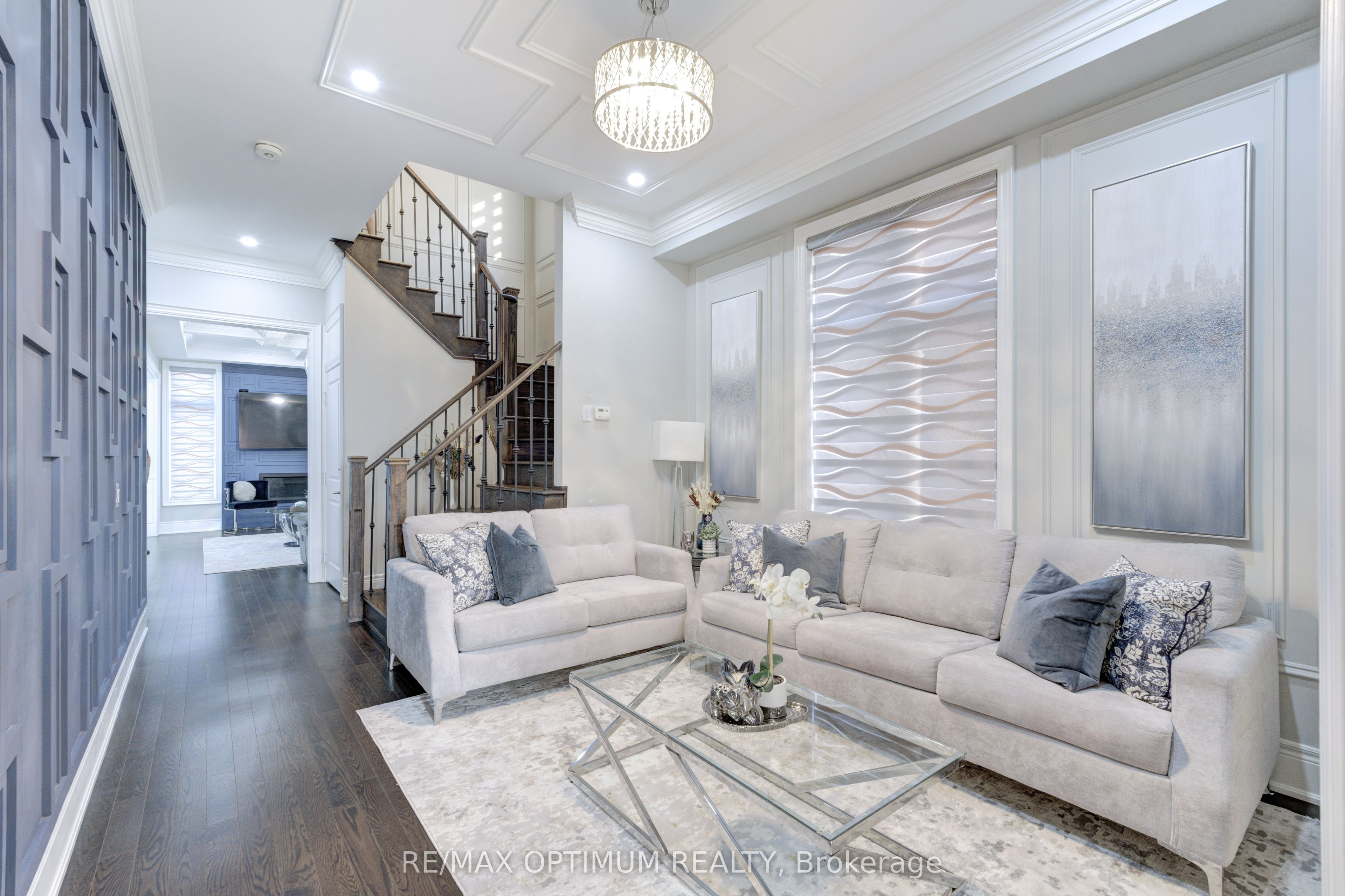 8 Lyle Way, Brampton, ON L6X 5P8 photo 4