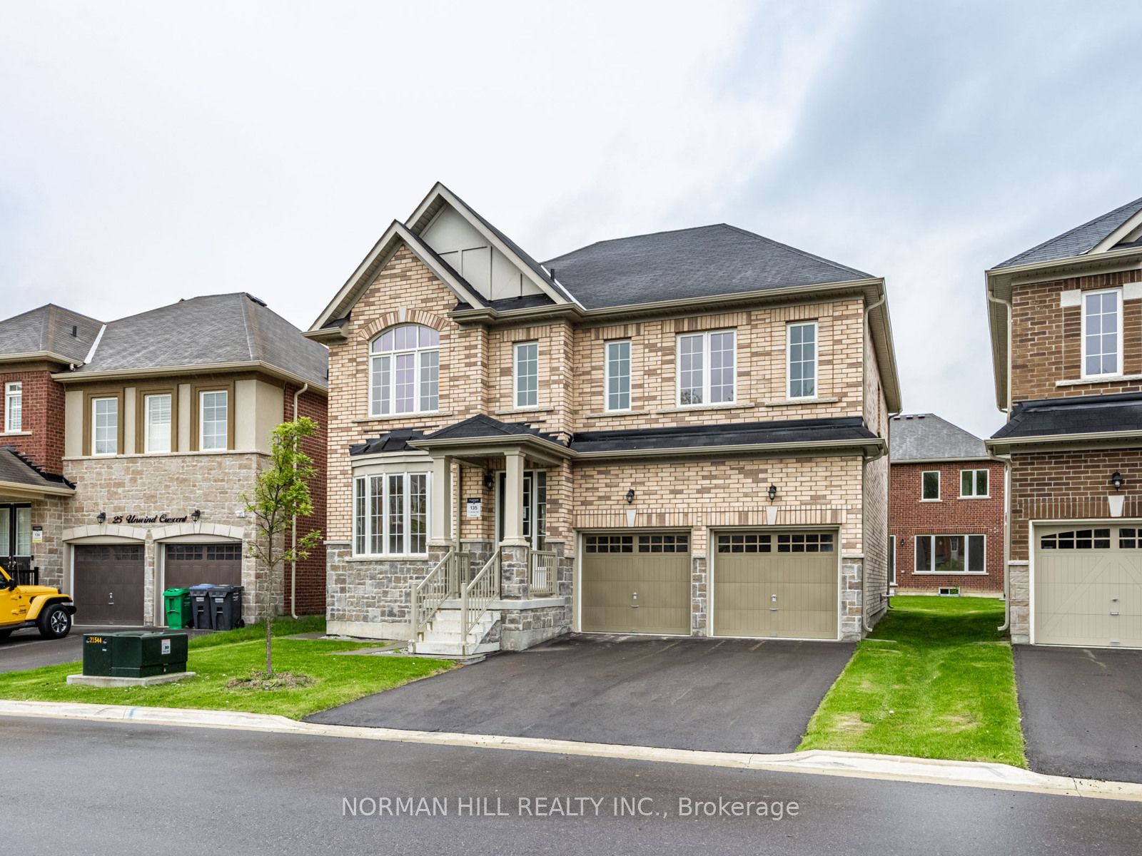 27 Unwind Crescent, Brampton, ON L6X 0B3 photo 2