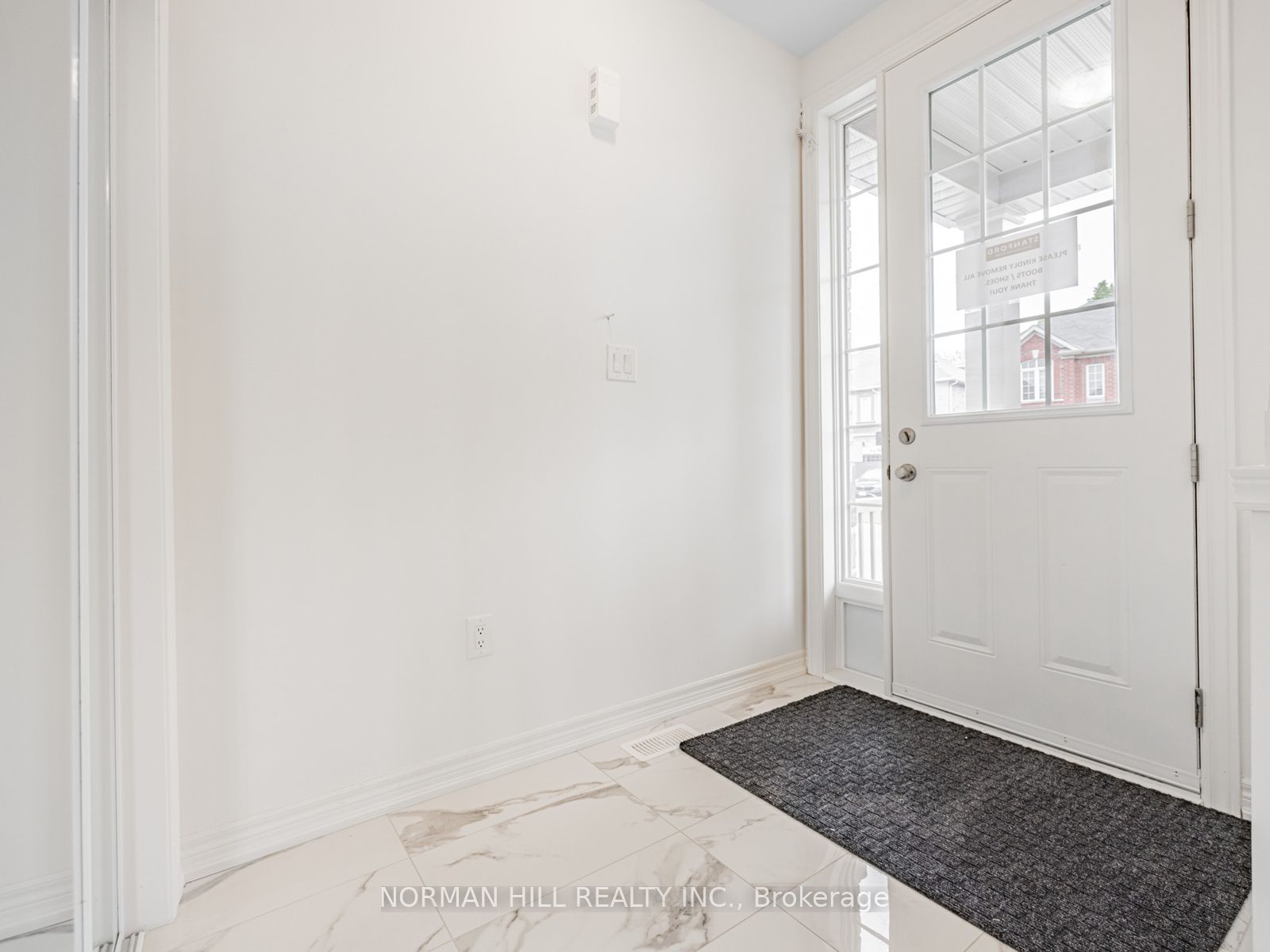 27 Unwind Crescent, Brampton, ON L6X 0B3 photo 3