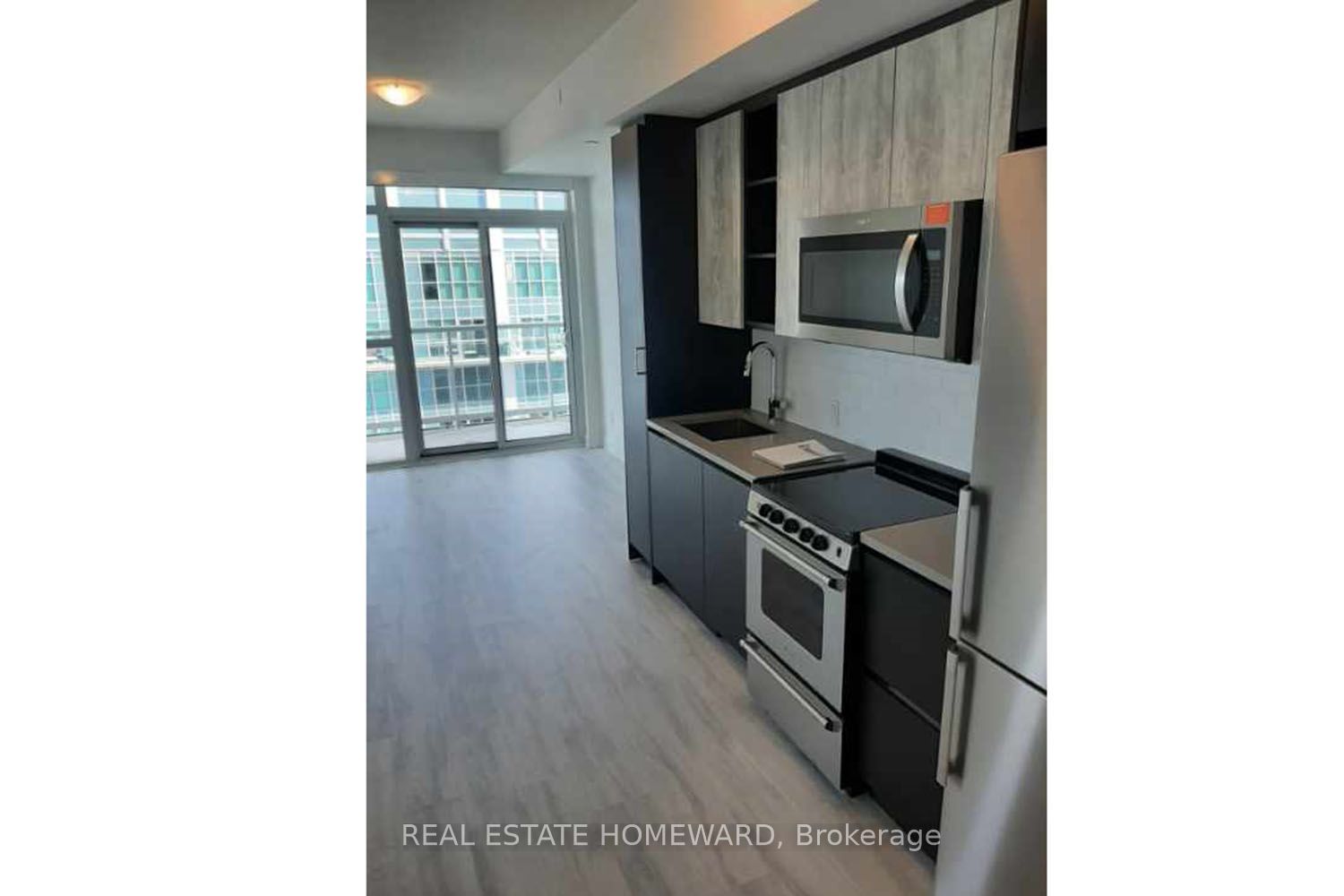 251 Manitoba Street 2802, Toronto, ON M8Y 0C7