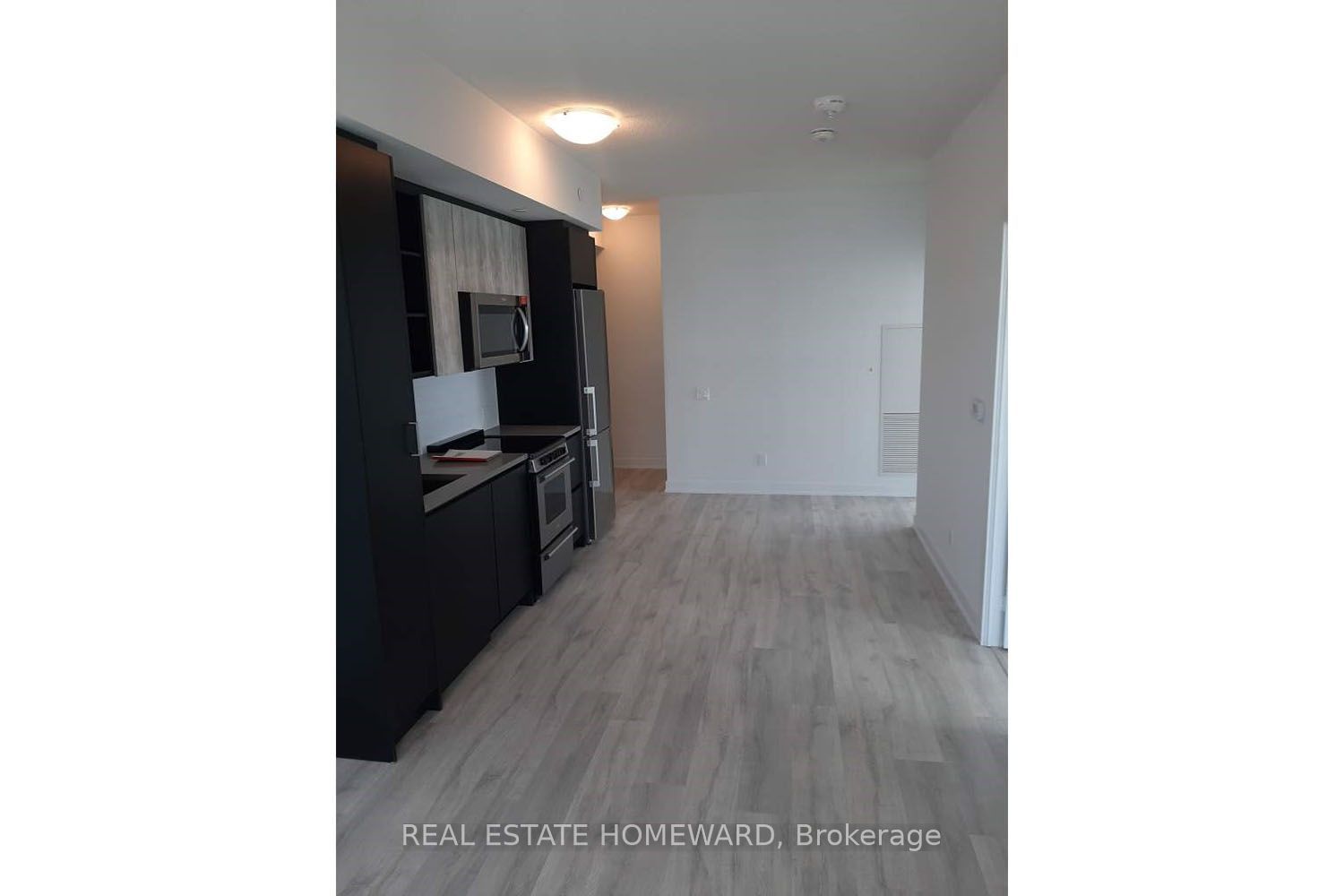 251 Manitoba Street 2802, Toronto, ON M8Y 0C7 photo 4