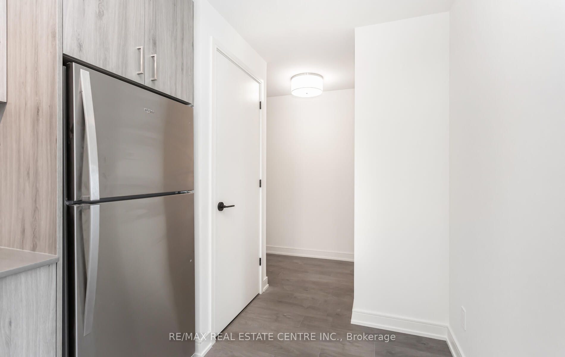 8010 Derry Road W 1307, Milton, ON L9T 3L3 photo 4