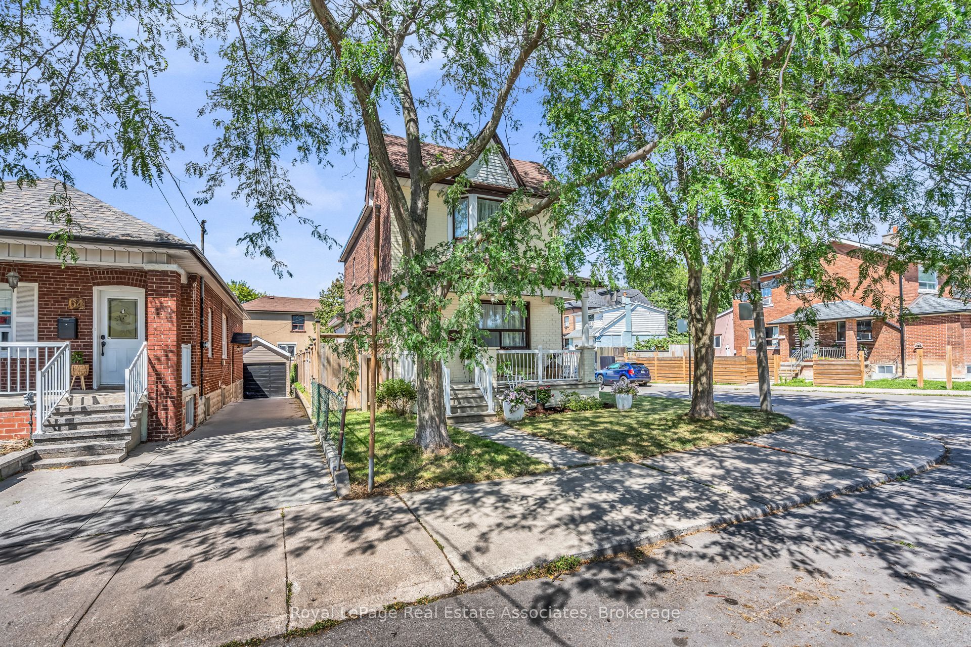 62 Rowntree Avenue, Toronto, ON M6N 1R9 photo 4