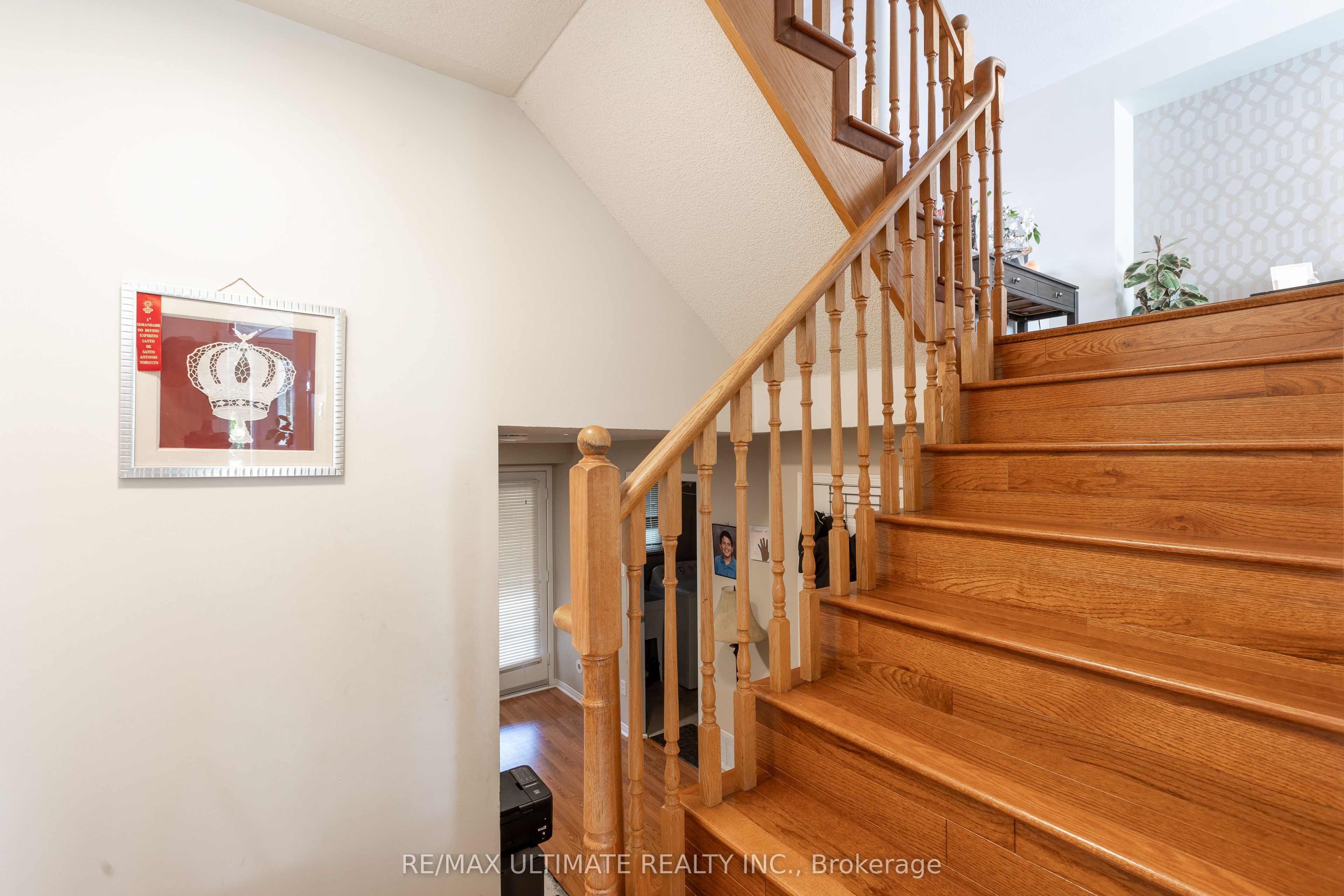 6560 Opera Glass Crescent, Mississauga, ON L5W 1S1 photo 5