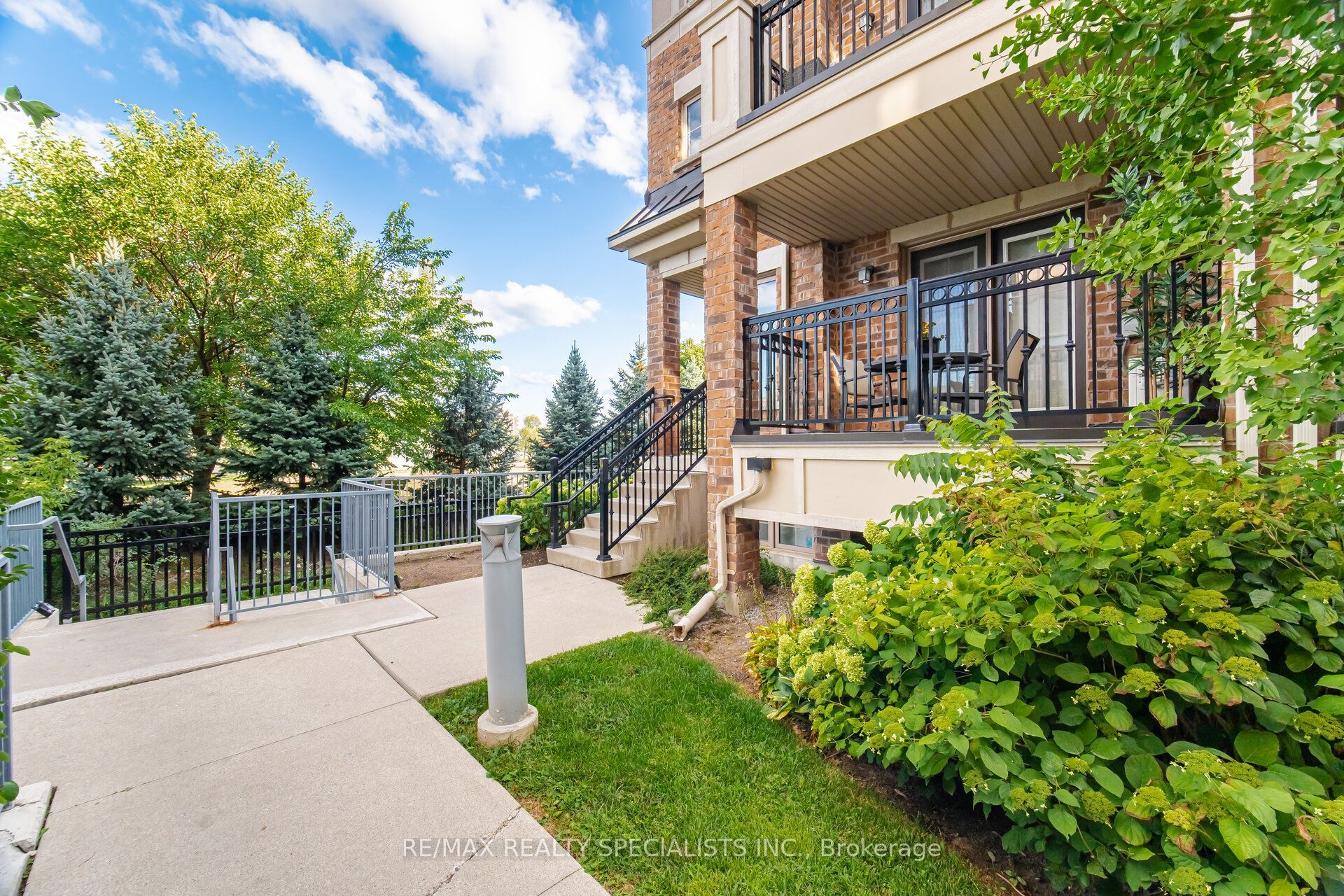 2441 Greenwich Drive 66, Oakville, ON L6M 0S4 photo 3