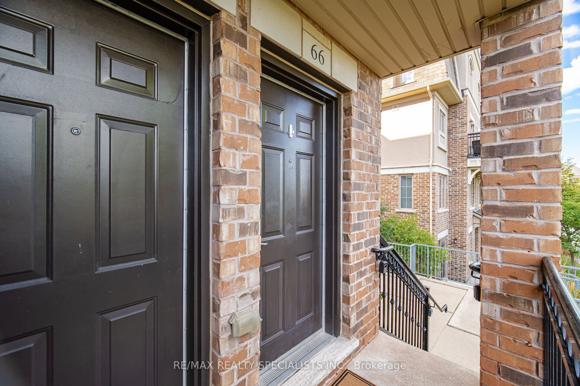 2441 Greenwich Drive 66, Oakville, ON L6M 0S4 photo 5