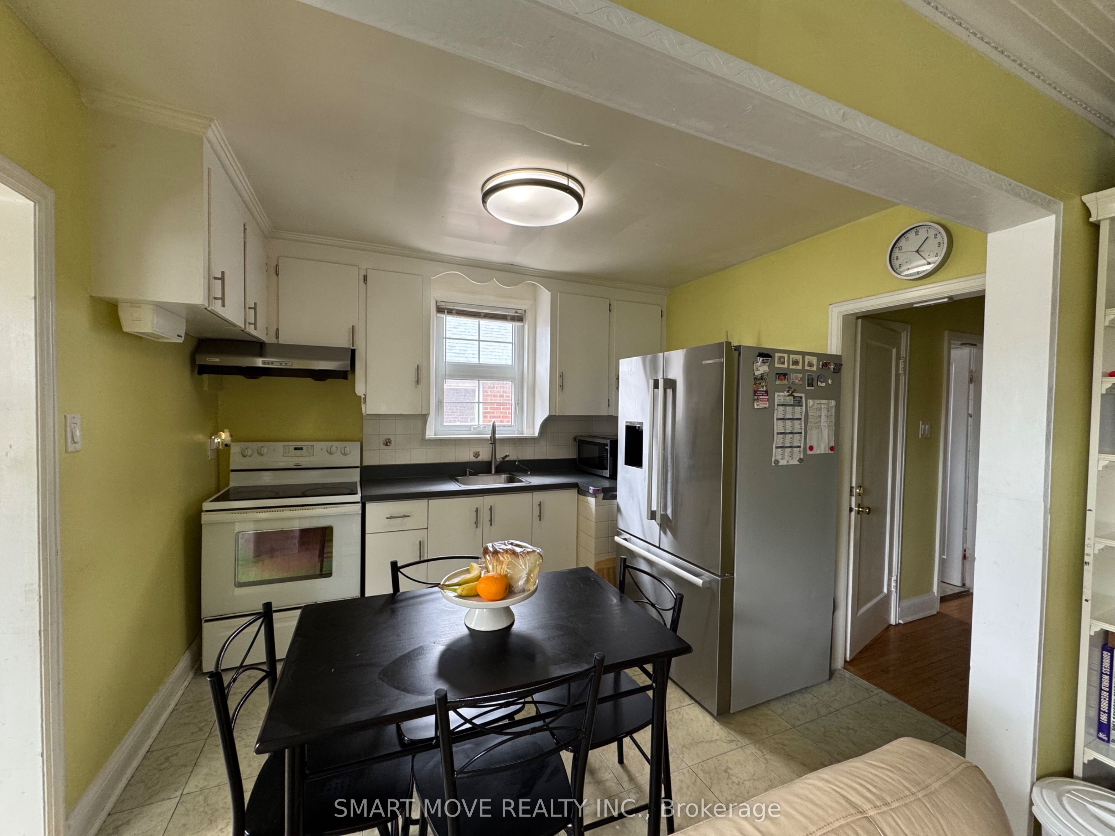 66 Beechborough Avenue, Toronto, ON M6M 1Z5 photo 4